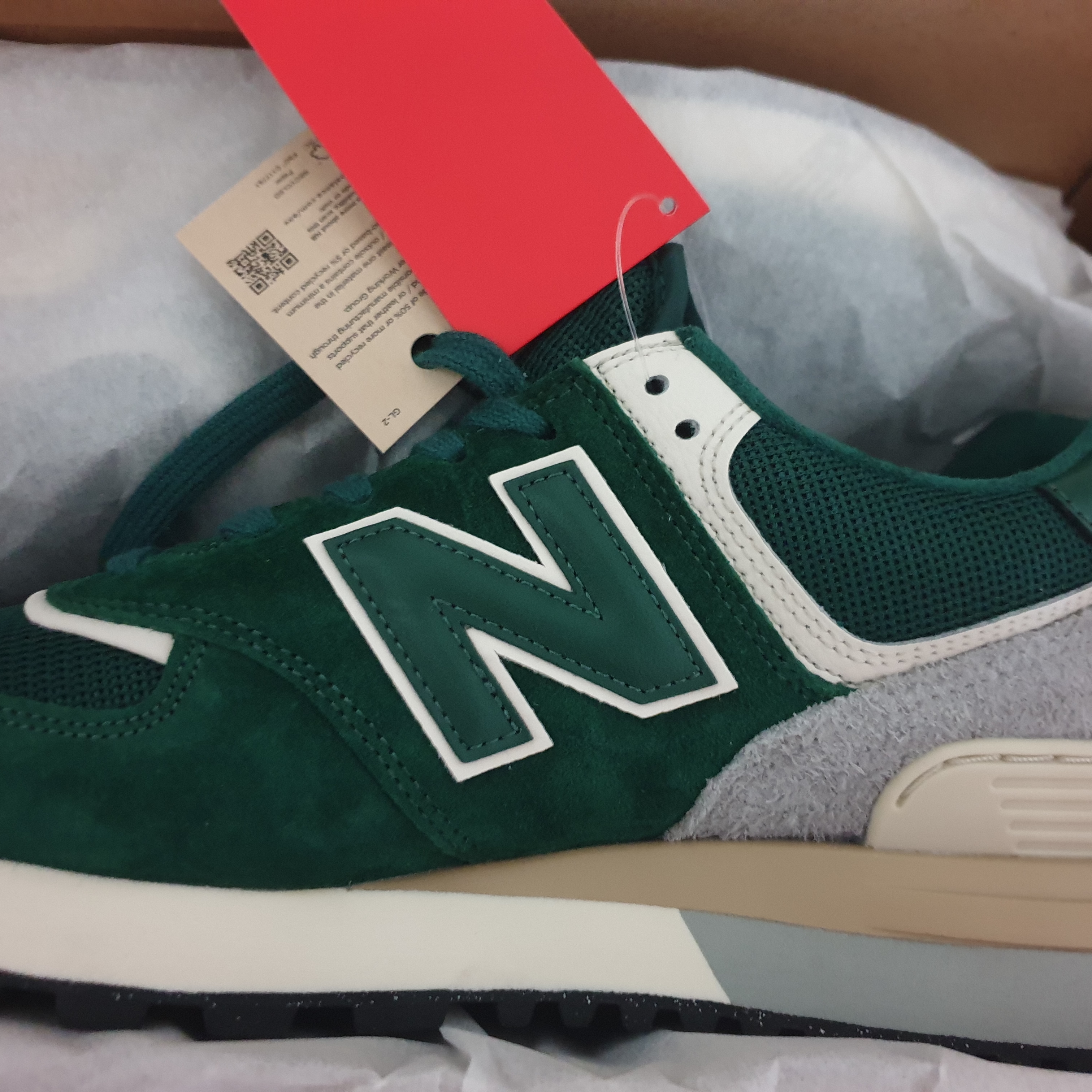 New Balance 574 Legacy Green 착용 스타일