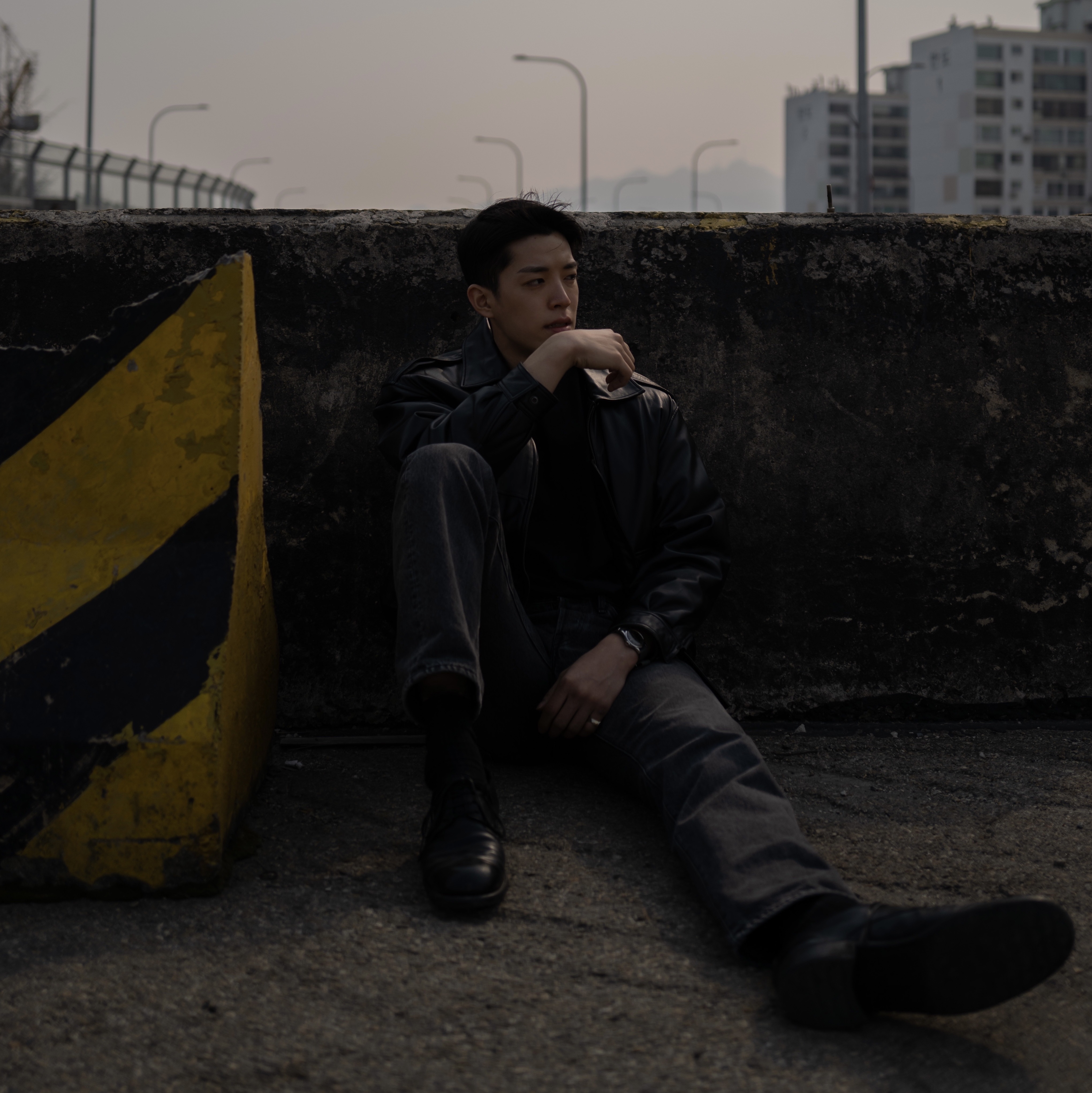 Guidi 992 Horse Full Grain Leather Derby Black, Guidi 992X Horse Full Grain Leather Derby Black 착용 스타일 - 2
