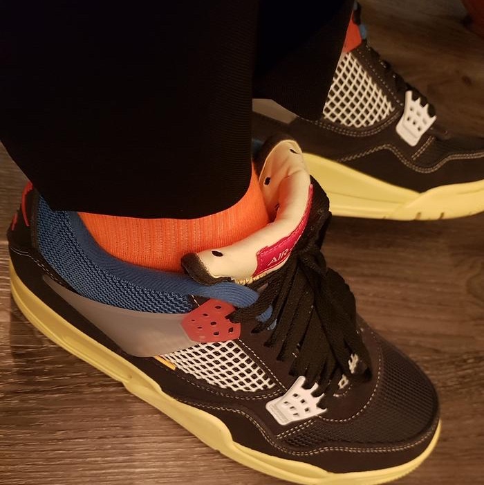 Jordan 4 x Union Retro Off Noir 착용 스타일 - 3