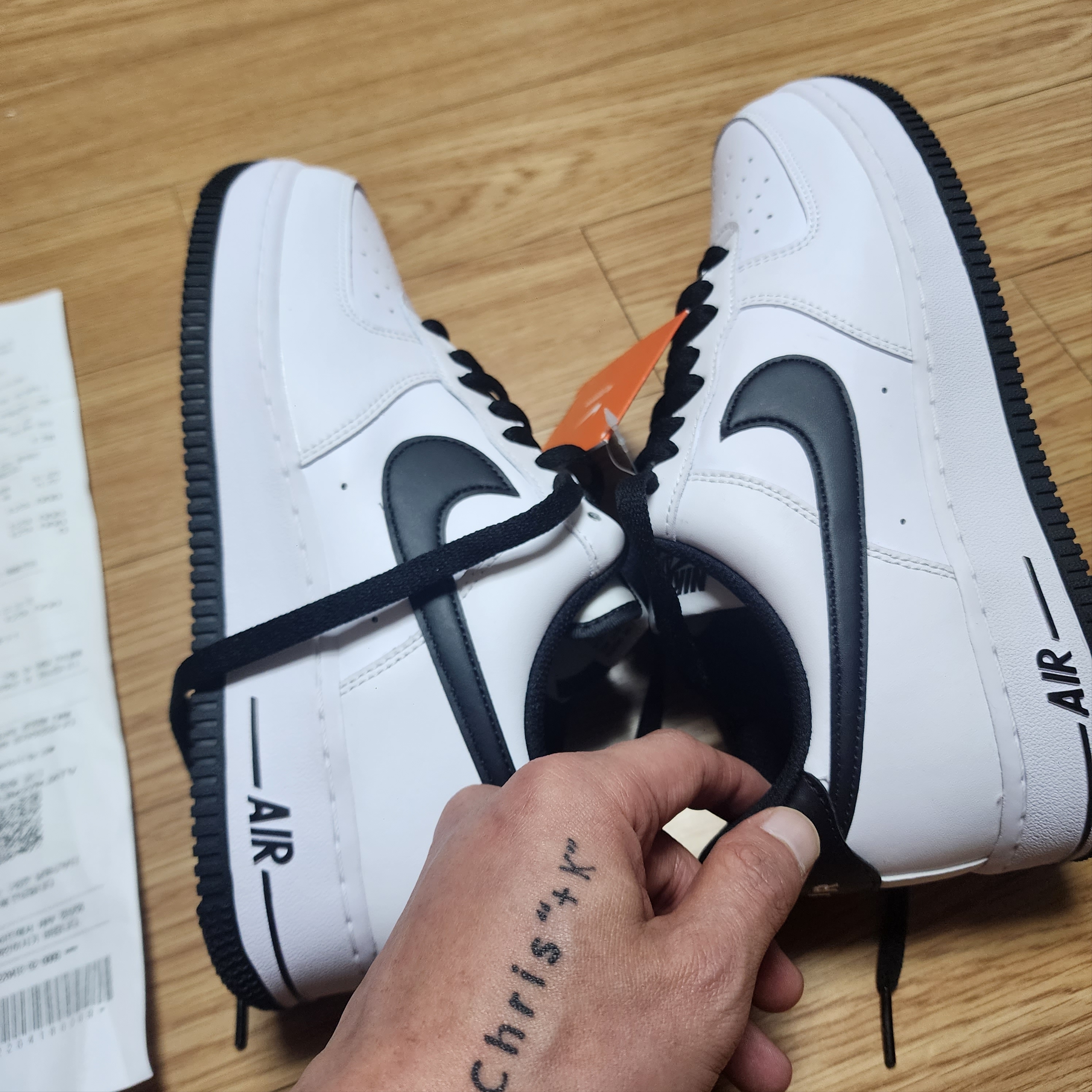 Nike Air Force 1 '07 White Black 착용 스타일 - 2