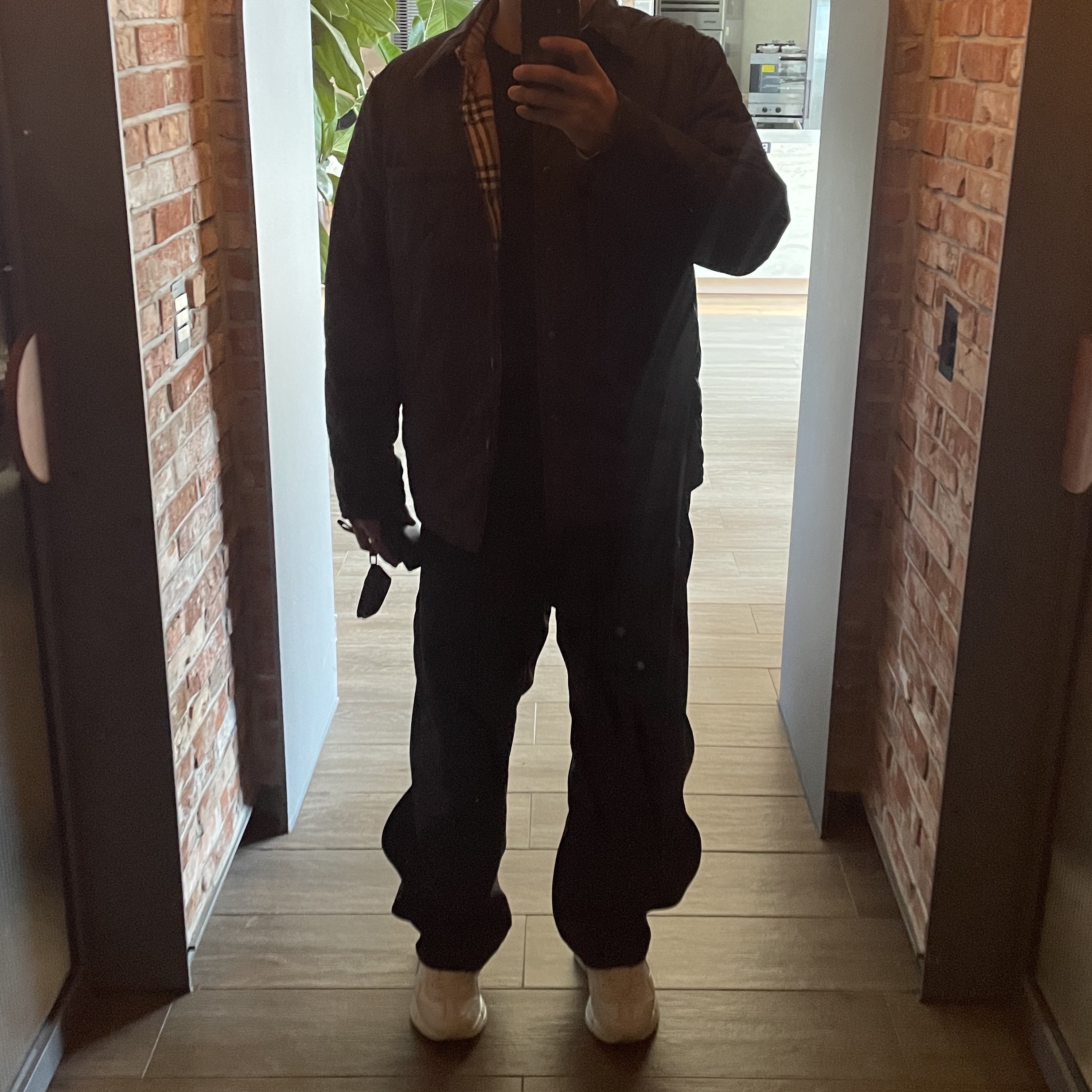 Sansan Gear Wave Pants Black - 22FW, Gucci Rhyton Leather Sneakers Distressed Ivory 착용 스타일