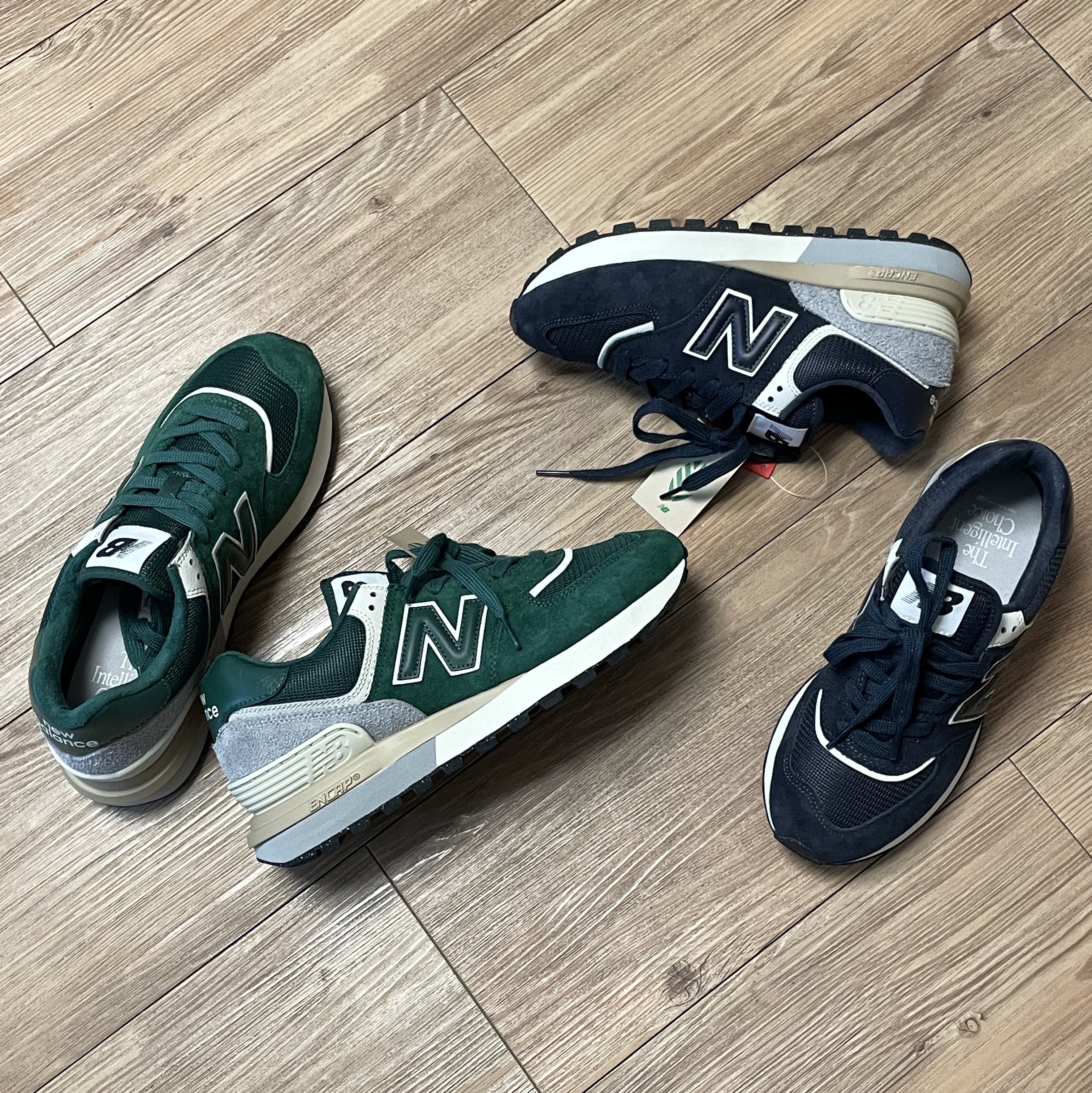 New Balance 574 Legacy Green, New Balance 574 Legacy Blue Navy 착용 스타일 - 3