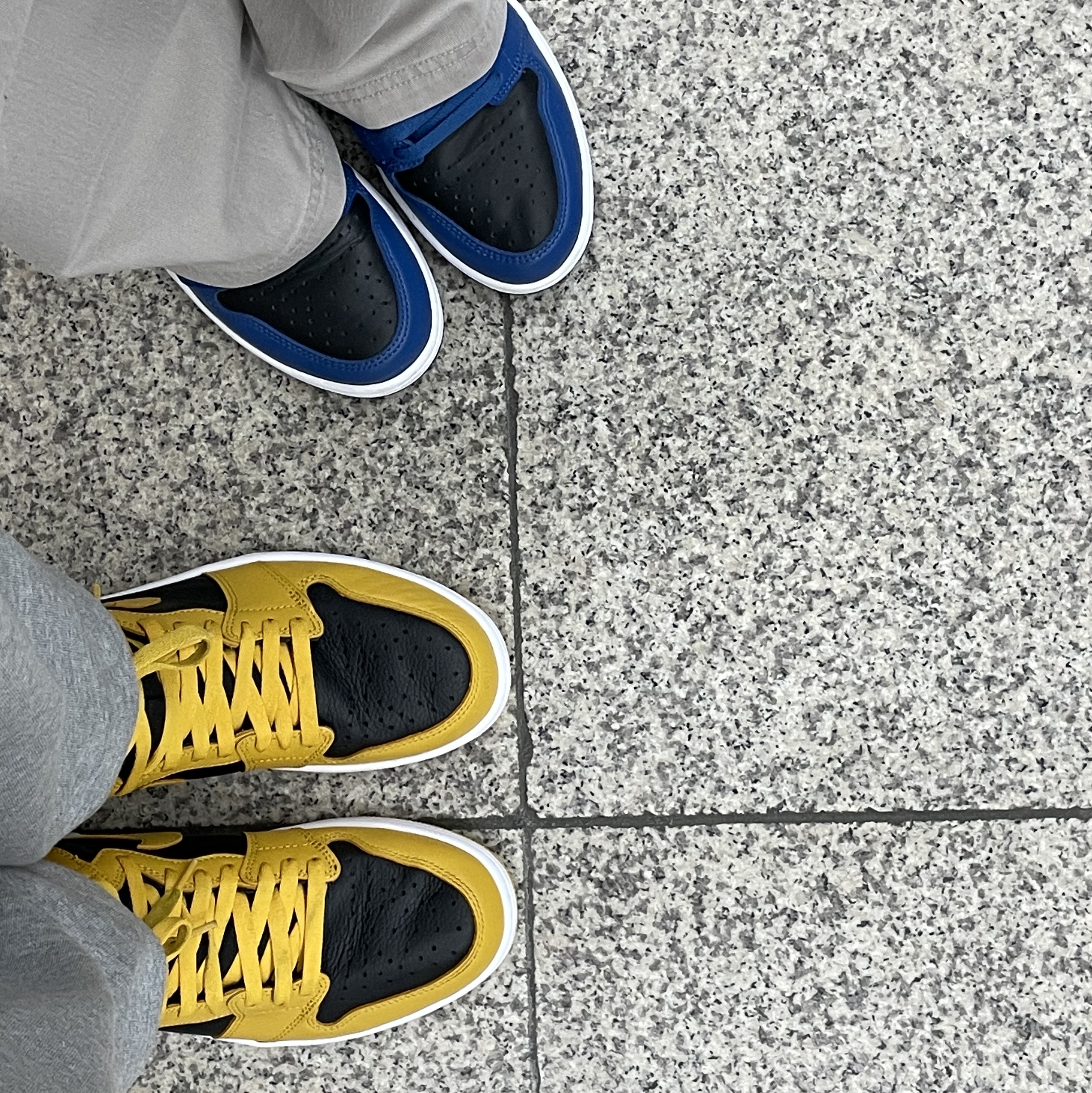 Jordan 1 Retro High OG Pollen, Jordan 1 Retro High OG Dark Marina Blue 착용 스타일