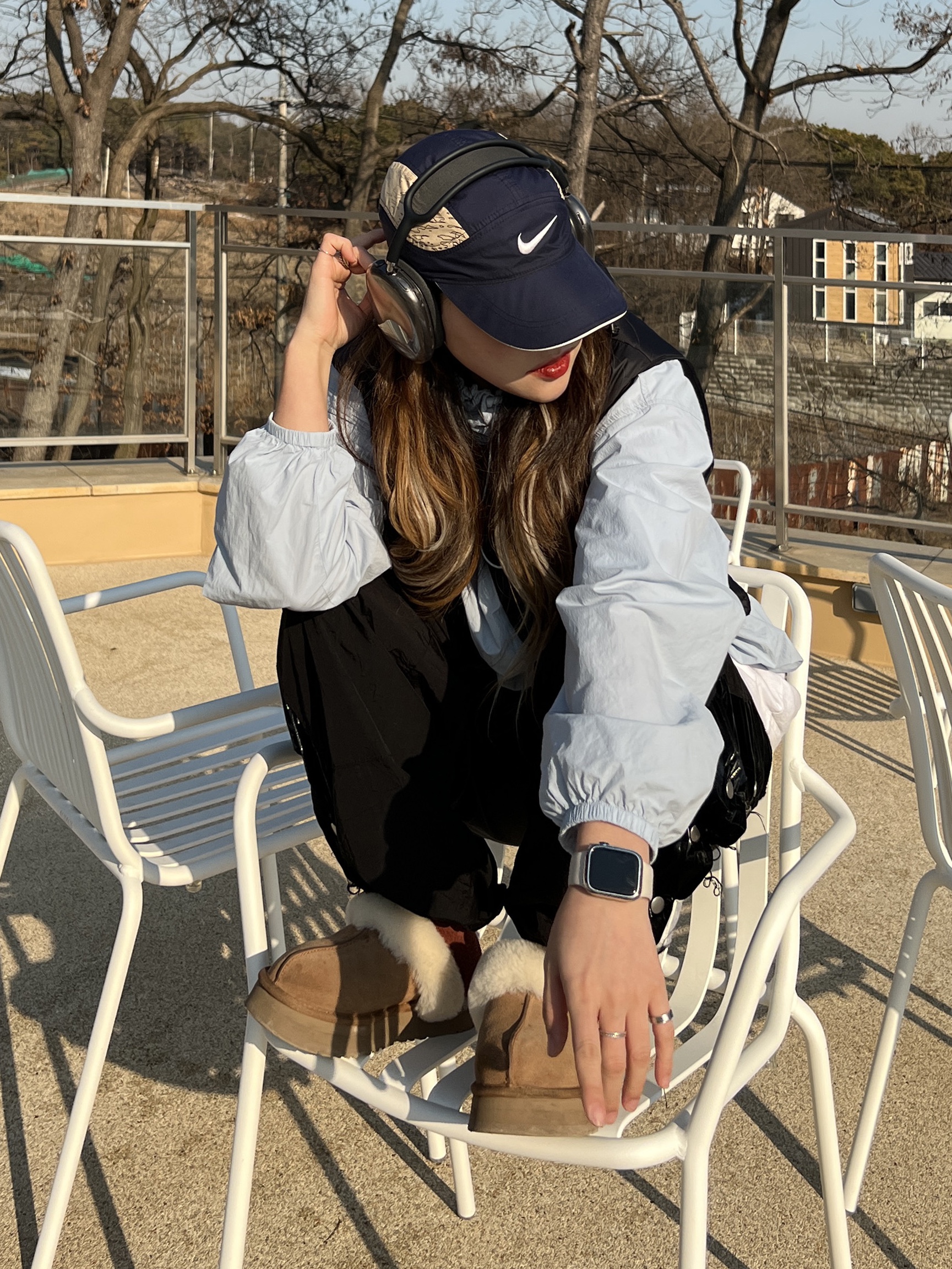(W) UGG Disquette Slipper Chestnut, Nike x Cav Empt Tailwind Running Cap Navy 착용 스타일 - 2