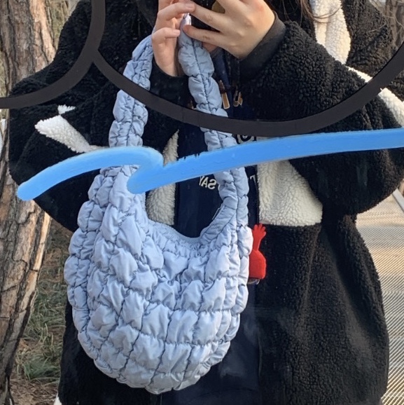 COS Quilted Mini Bag Light Blue 착용 스타일