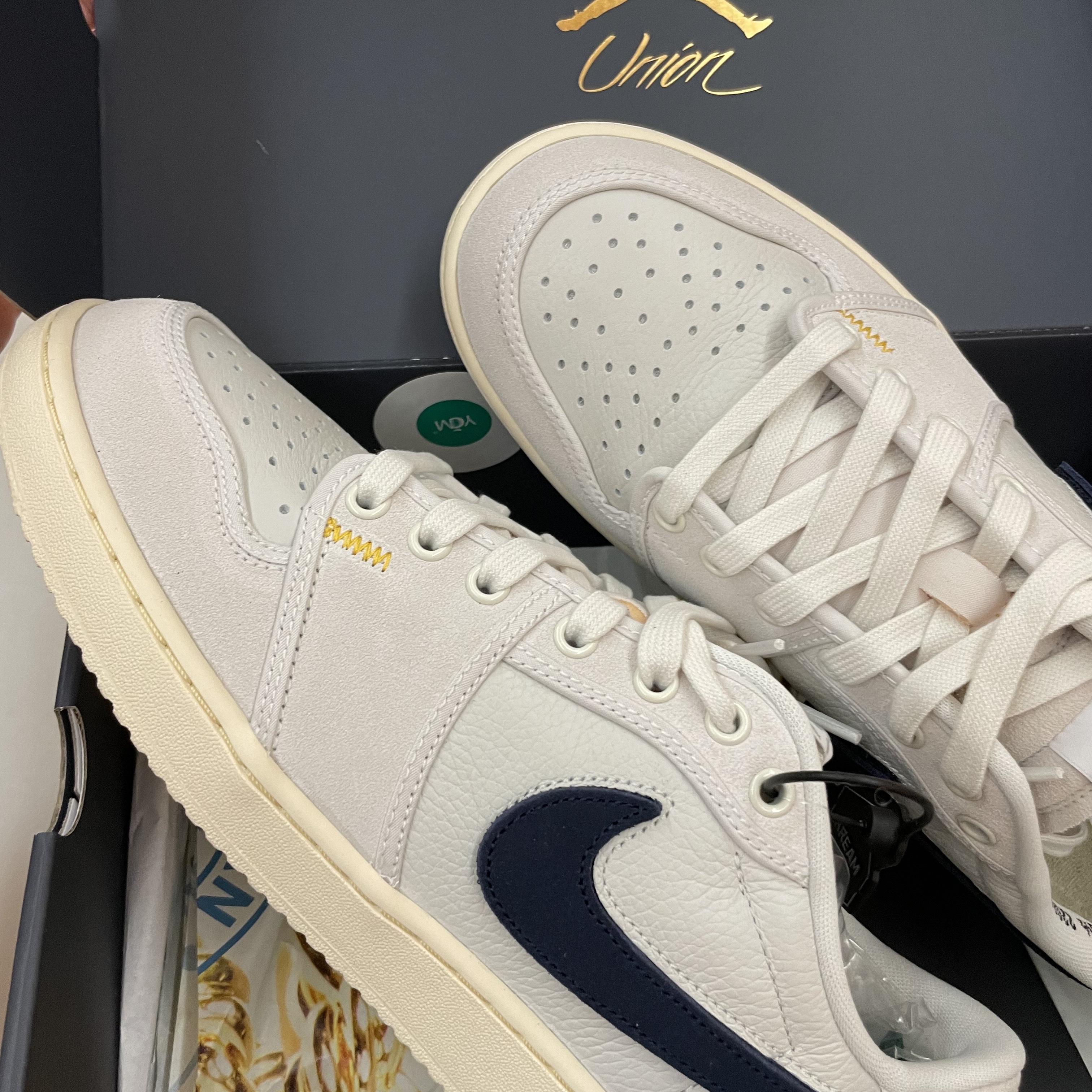 Jordan 1 x Union KO Low Sail Neutral Grey 착용 스타일 - 2