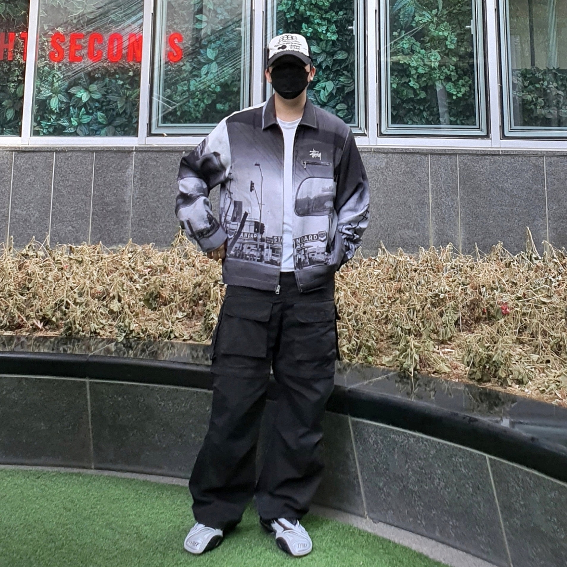 Stussy Hopper Jacket Black, Balenciaga Tyrex Sneakers Black Grey 착용 스타일 - 2