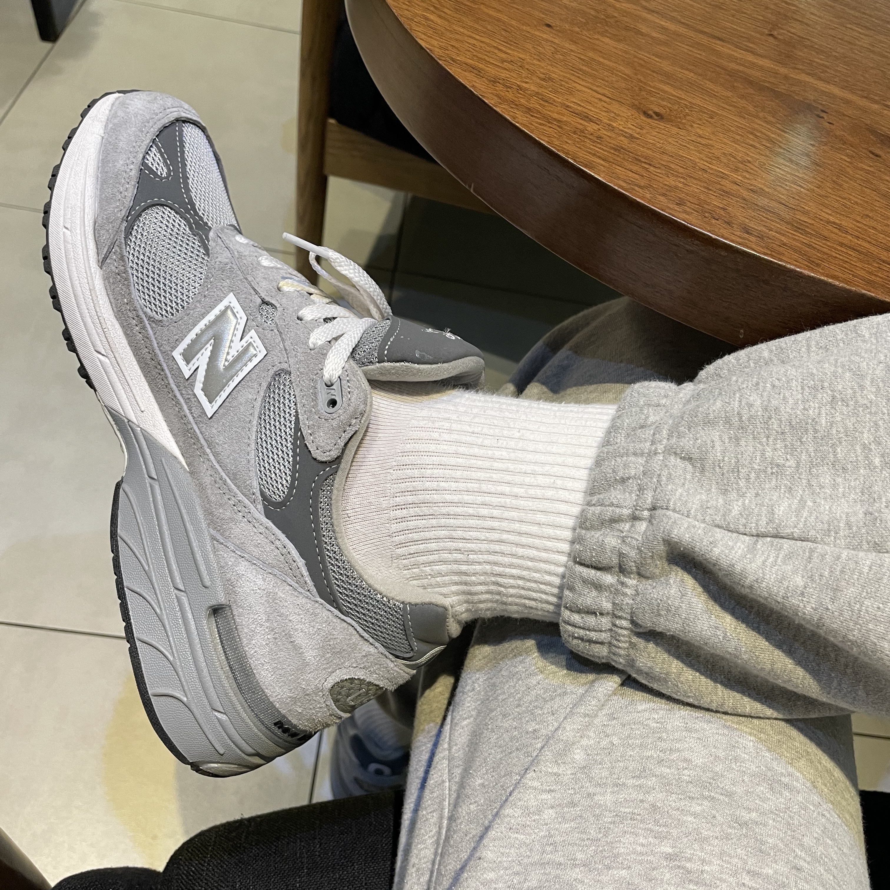 New Balance 993 Made in USA Grey - D Standard 착용 스타일 - 3
