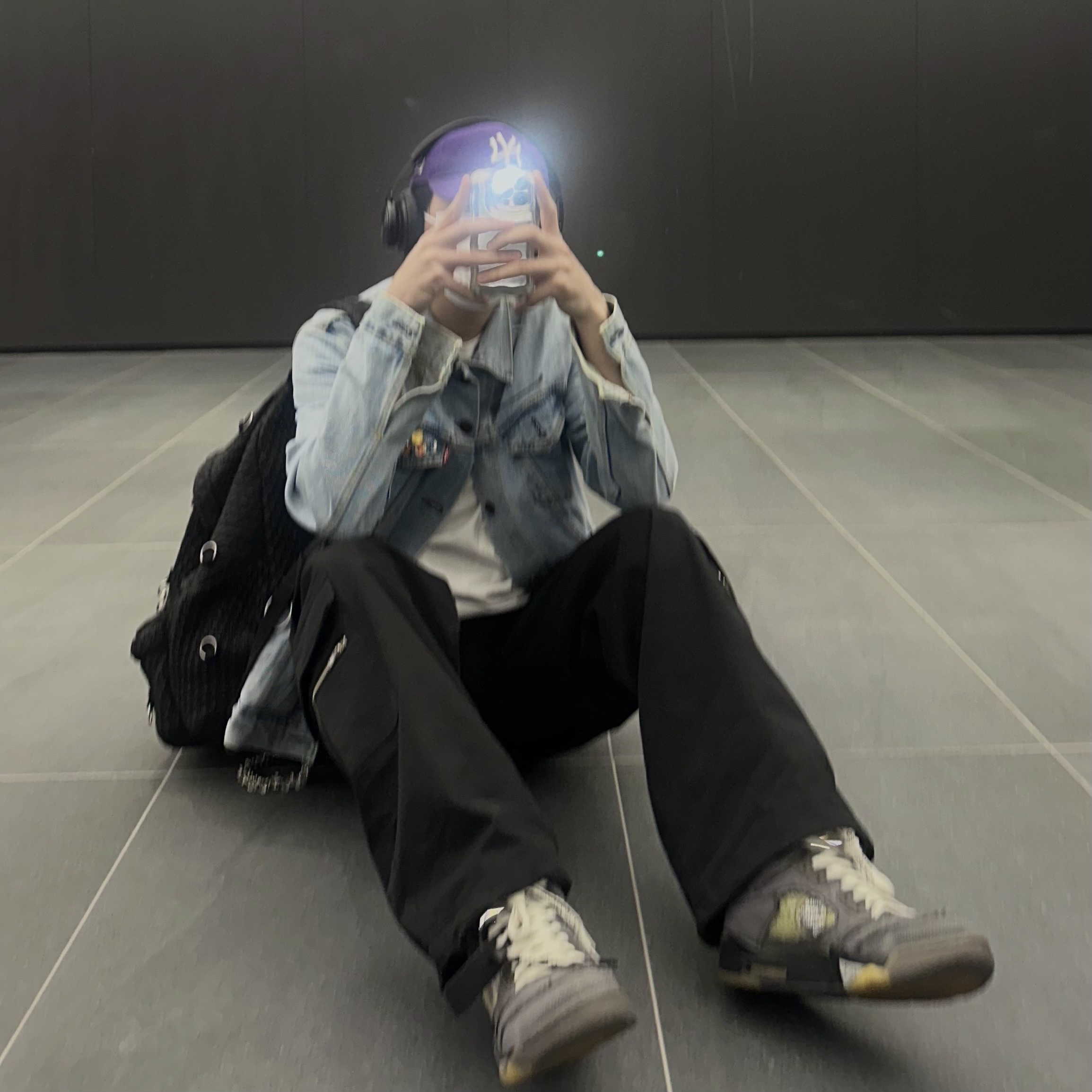 Jordan 5 x Off-White Retro SP Black Muslin 착용 스타일