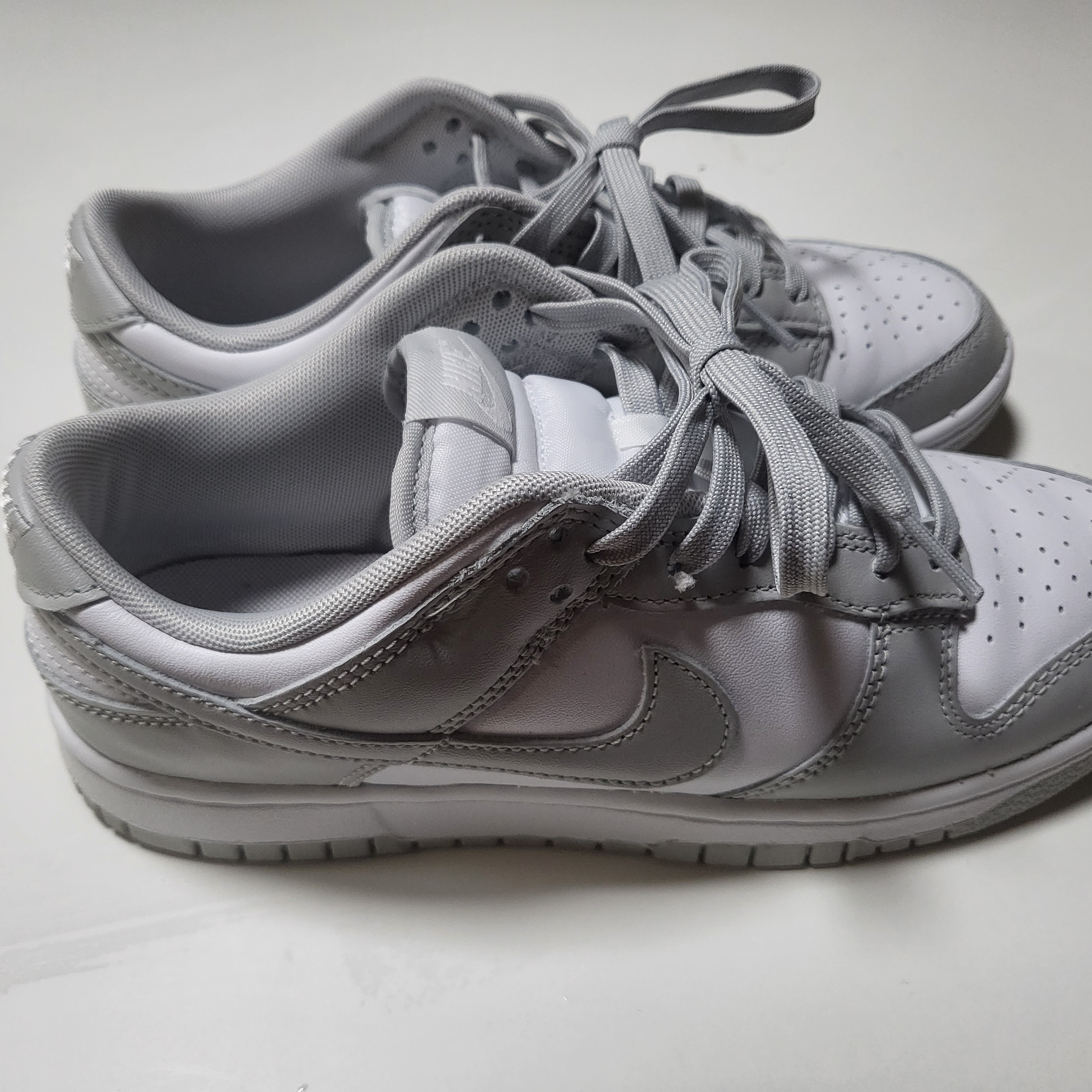 Nike Dunk Low Retro Grey Fog 착용 스타일