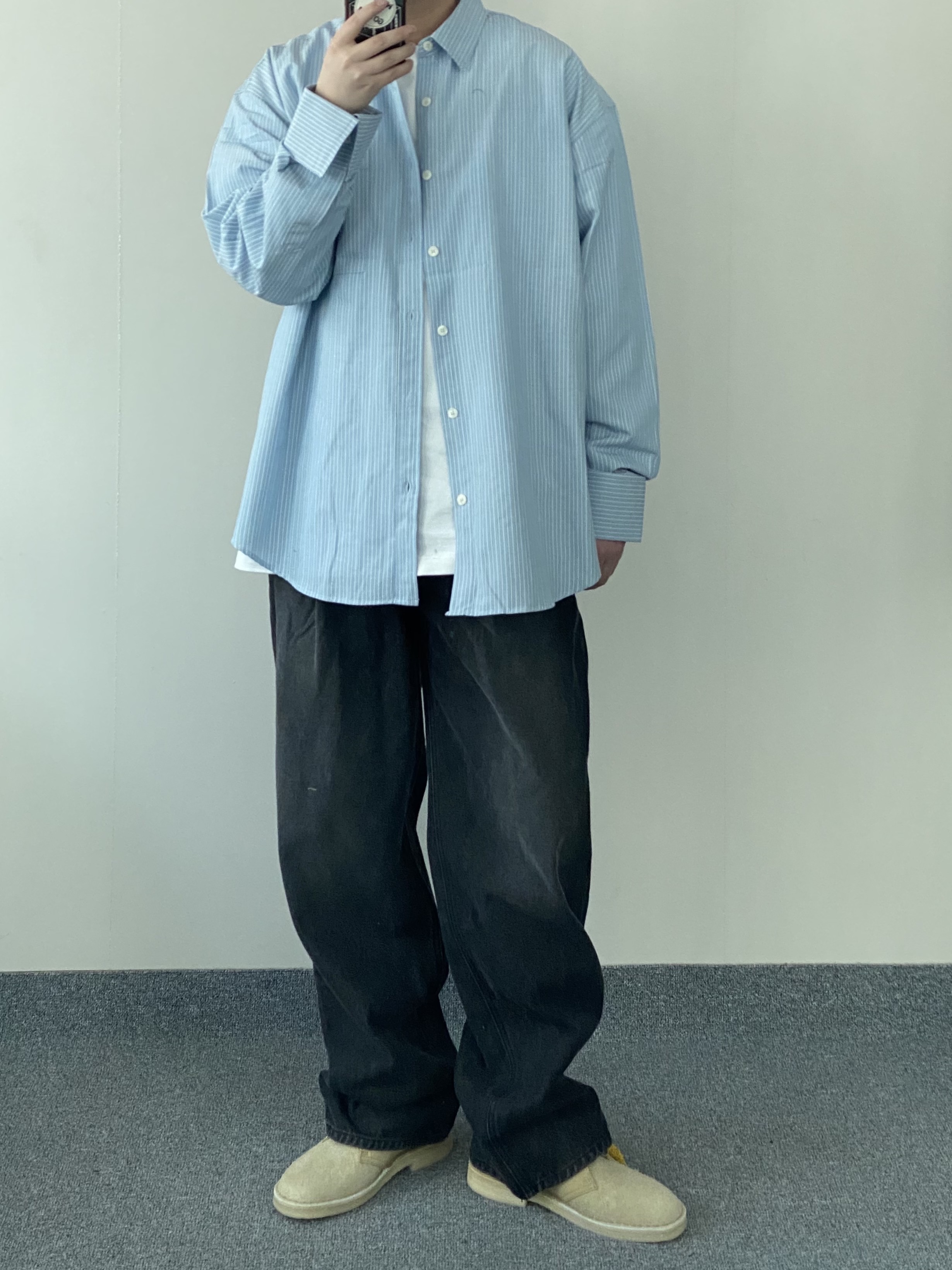 Clarks x Thisisneverthat Desert Boots Maple 착용 스타일 - 1