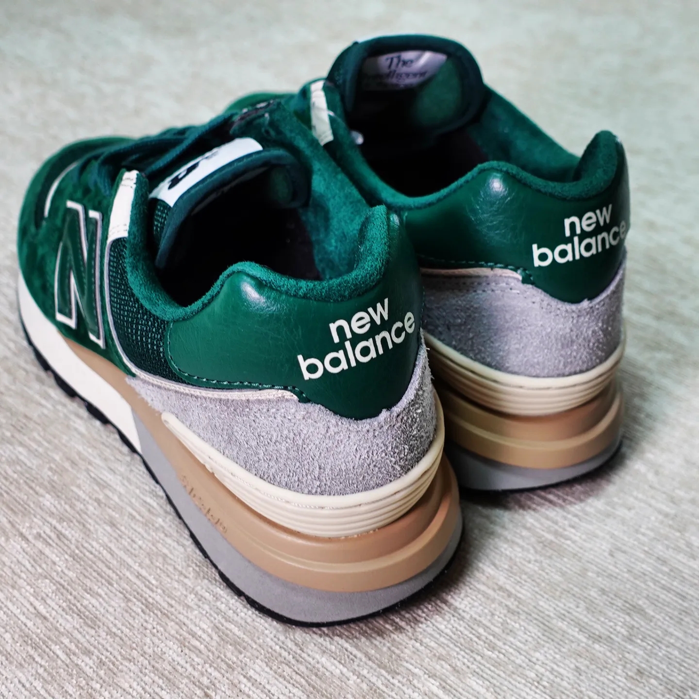 New Balance 574 Legacy Green 착용 스타일 - 5