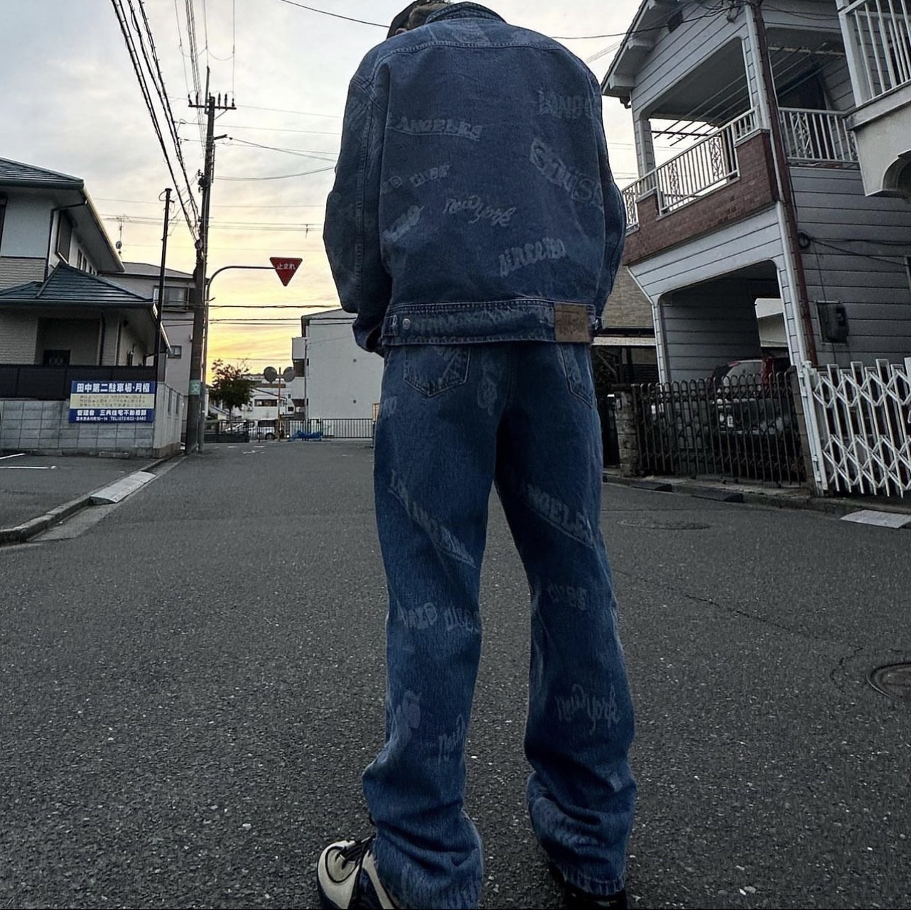 Stussy Worldwide Zip Work Jacket Stone Wash, Stussy Worldwide Big OL' Jeans Stone Wash 착용 스타일 - 2