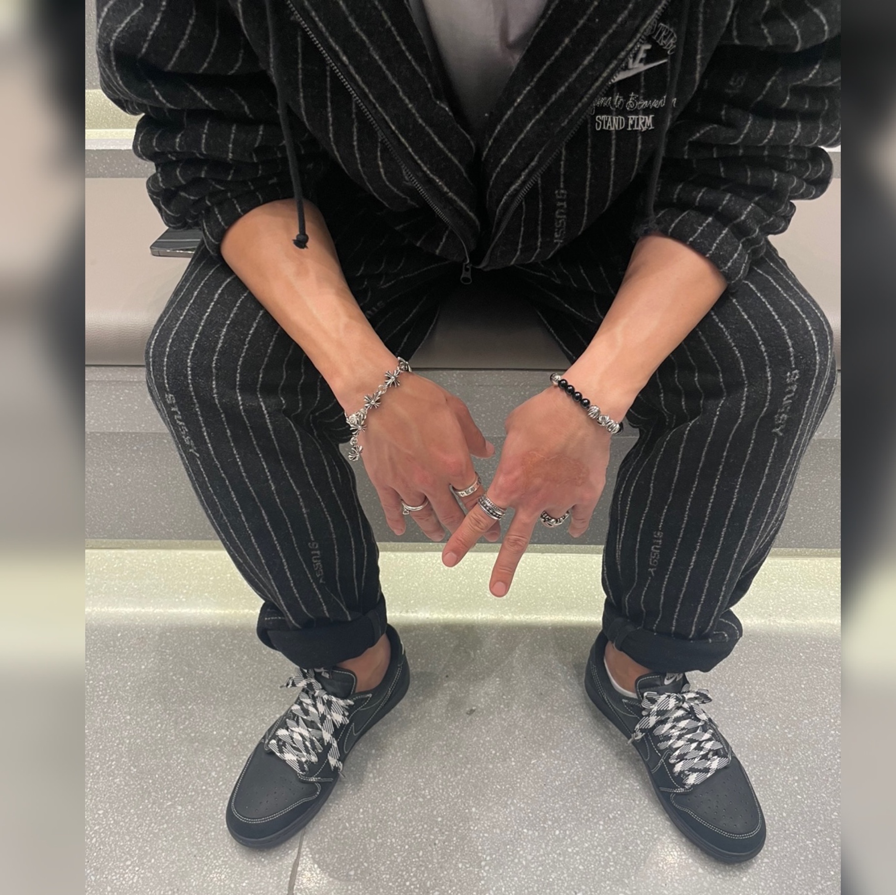 Nike x Stussy NRG Striped Wool Jacket Black (DR4023-010), Nike x Stussy NRG Striped Wool Pants Black (DR4021-010) 착용 스타일 - 1