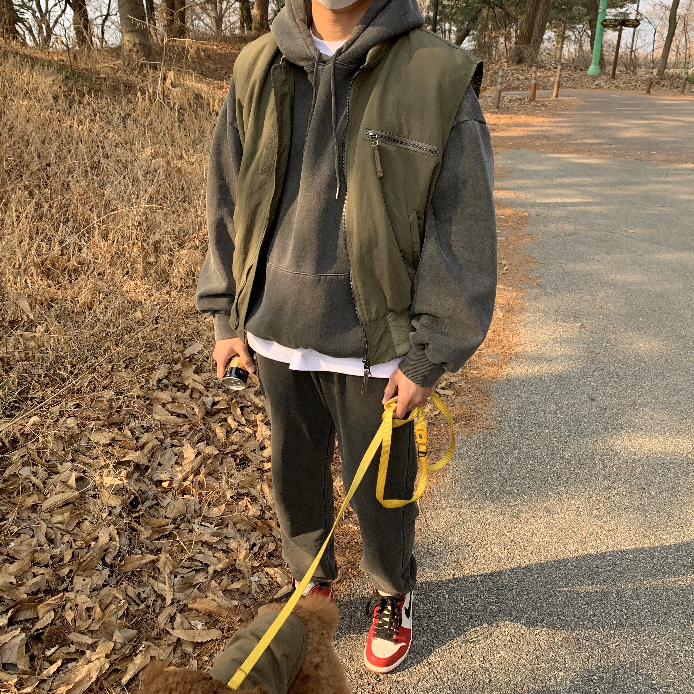 IAB Studio Pigment Hoodie Black, IAB Studio Blocked Pigment Sweatpants Black 착용 스타일 - 2