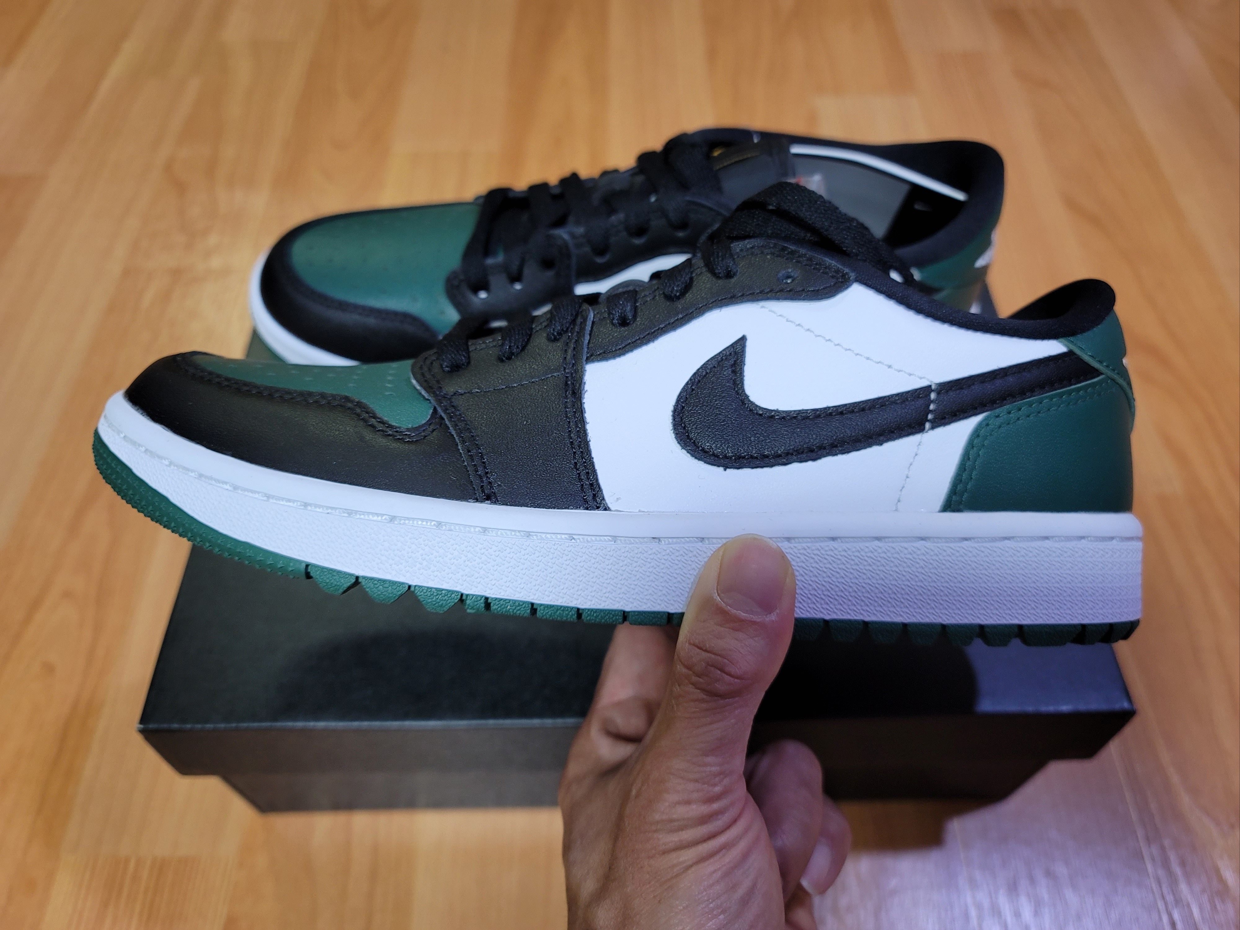 Jordan 1 Low Golf Noble Green 착용 스타일 - 1