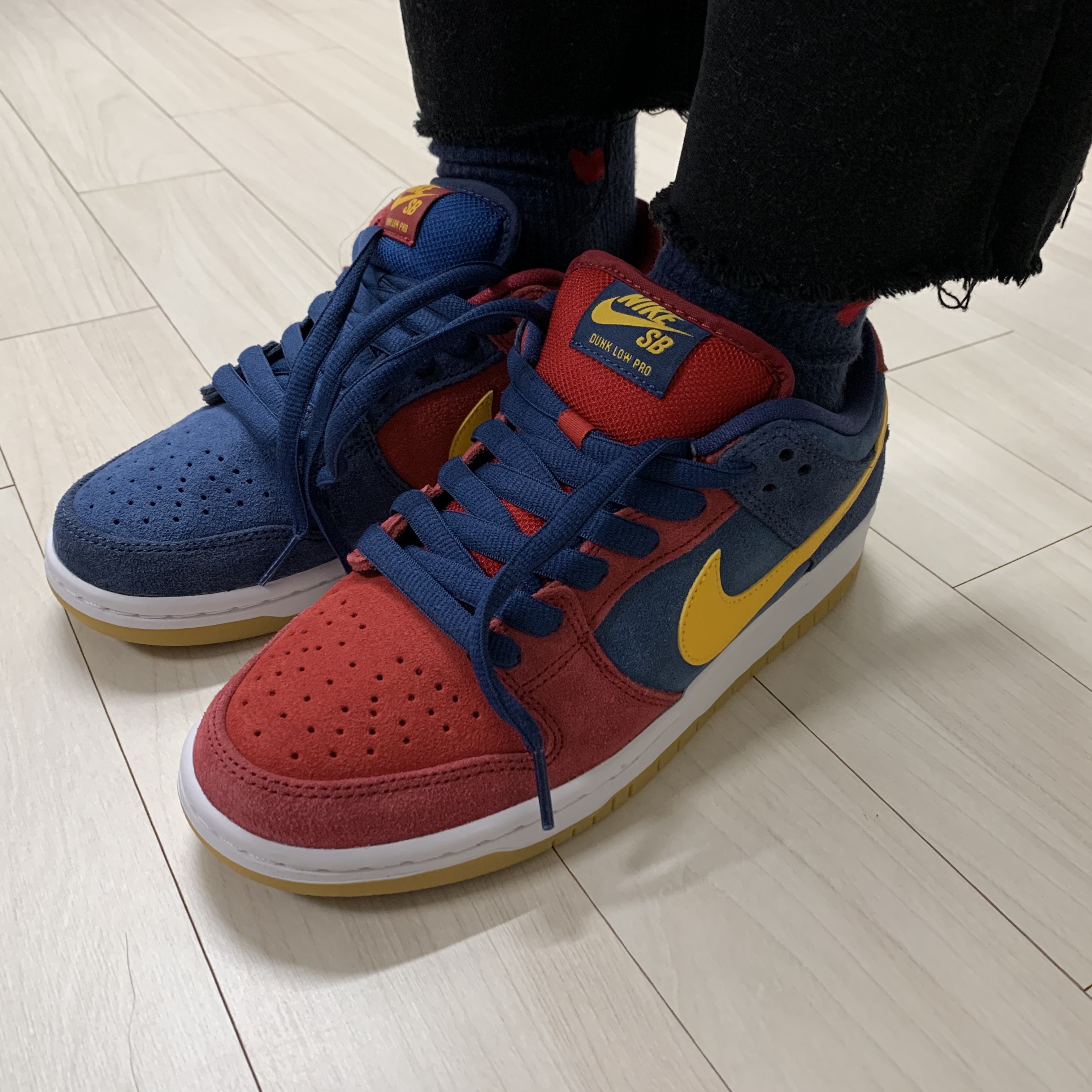 Nike SB Dunk Low Pro Premium Barcelona 착용 스타일 - 4