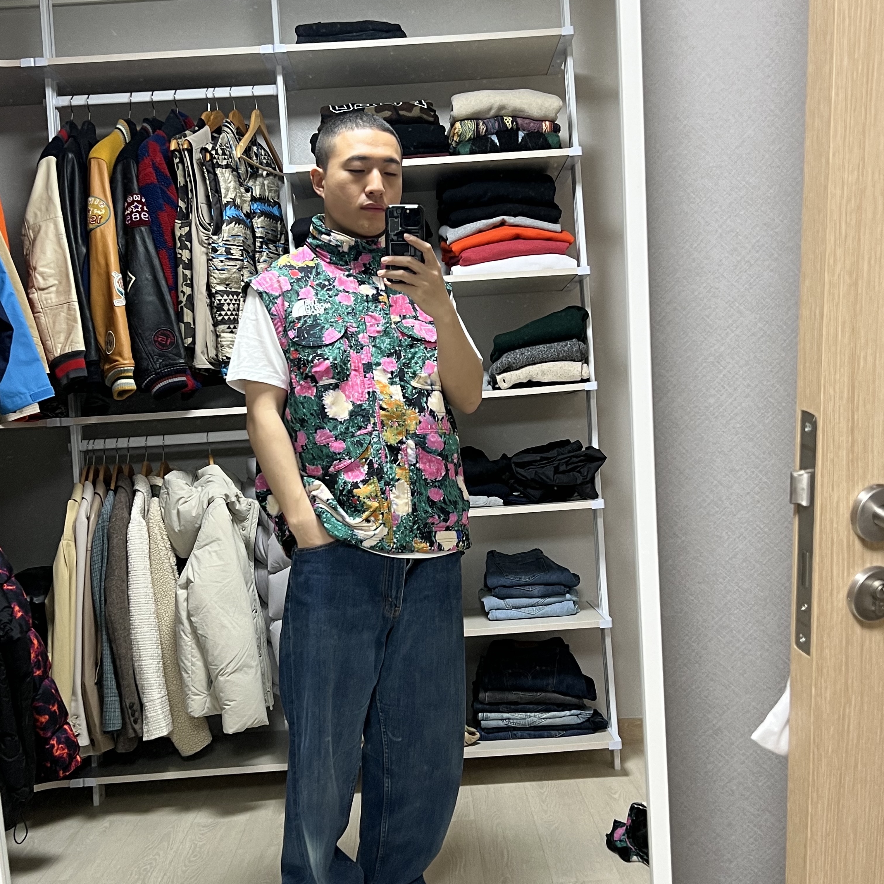 Supreme x The North Face Trekking Convertible Jacket Flowers - 22SS 착용 스타일 - 3