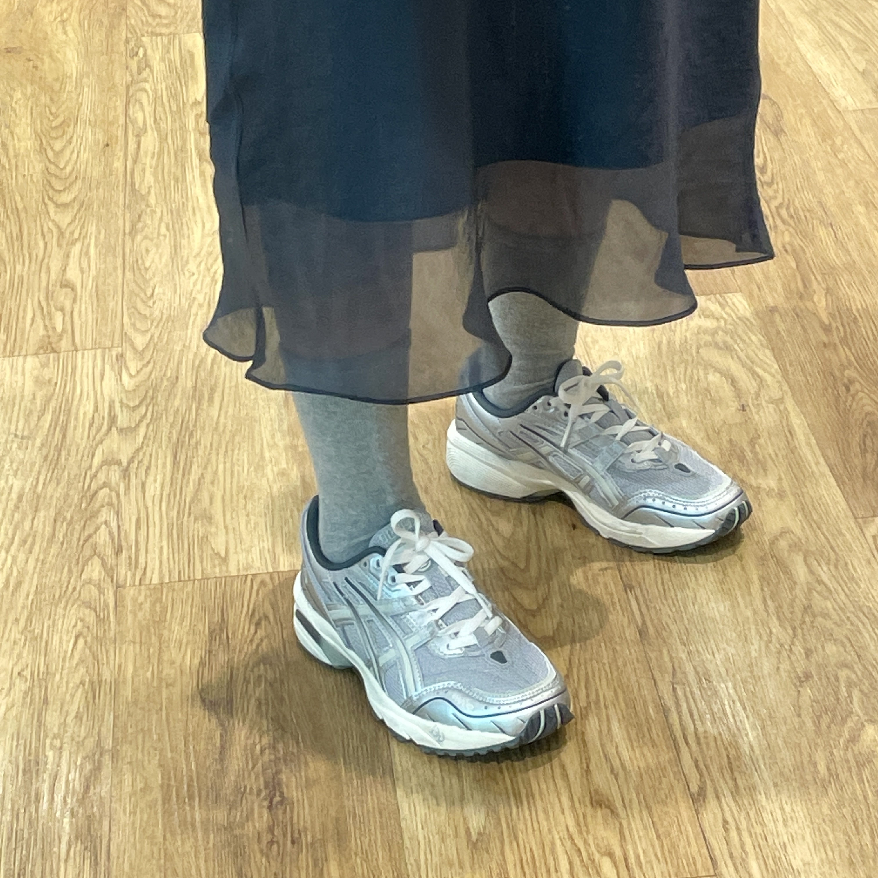 Asics Gel-1090 Piedmont Grey 착용 스타일