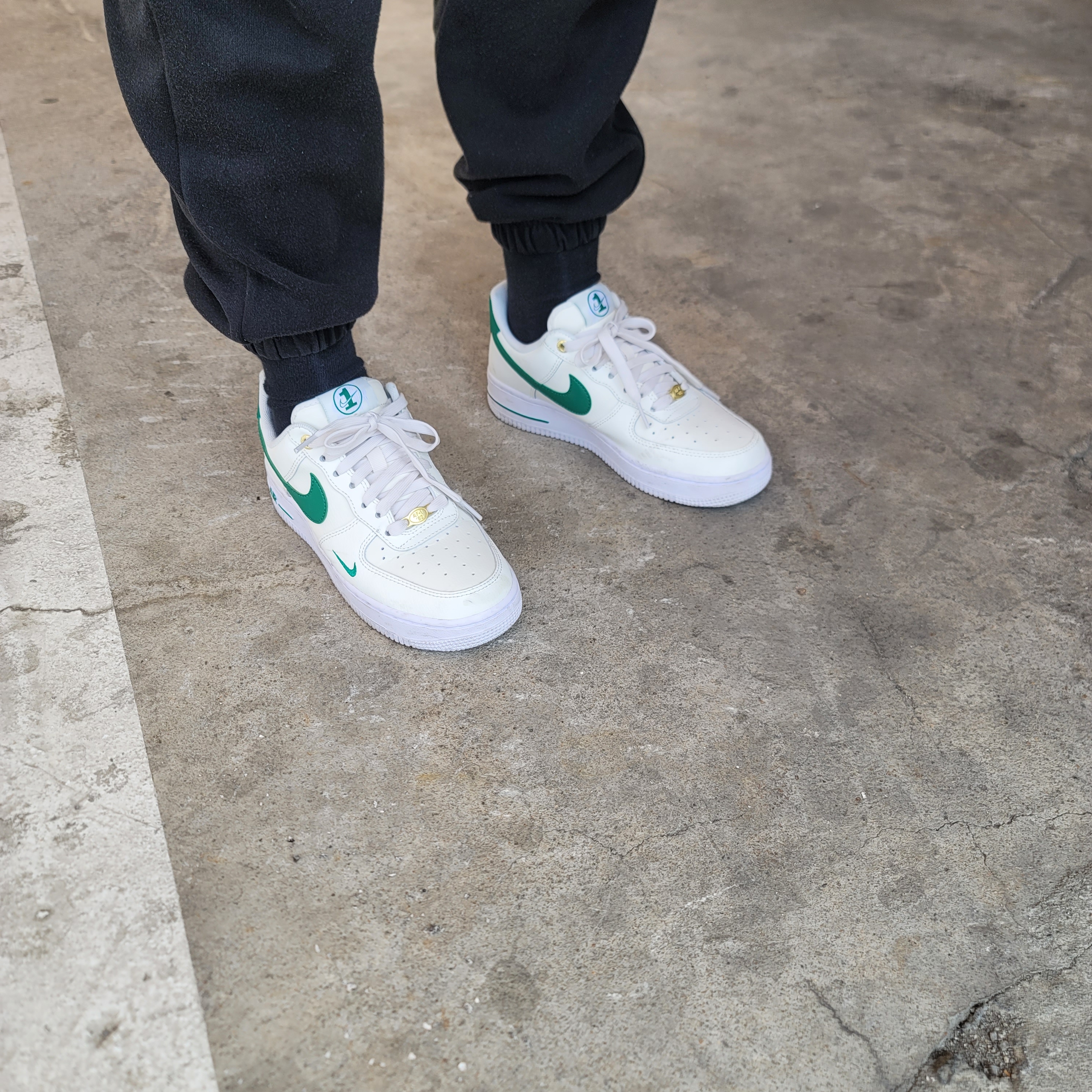 (W) Nike Air Force 1 '07 SE 40th Anniversary Join Forces Sail Malachite 착용 스타일