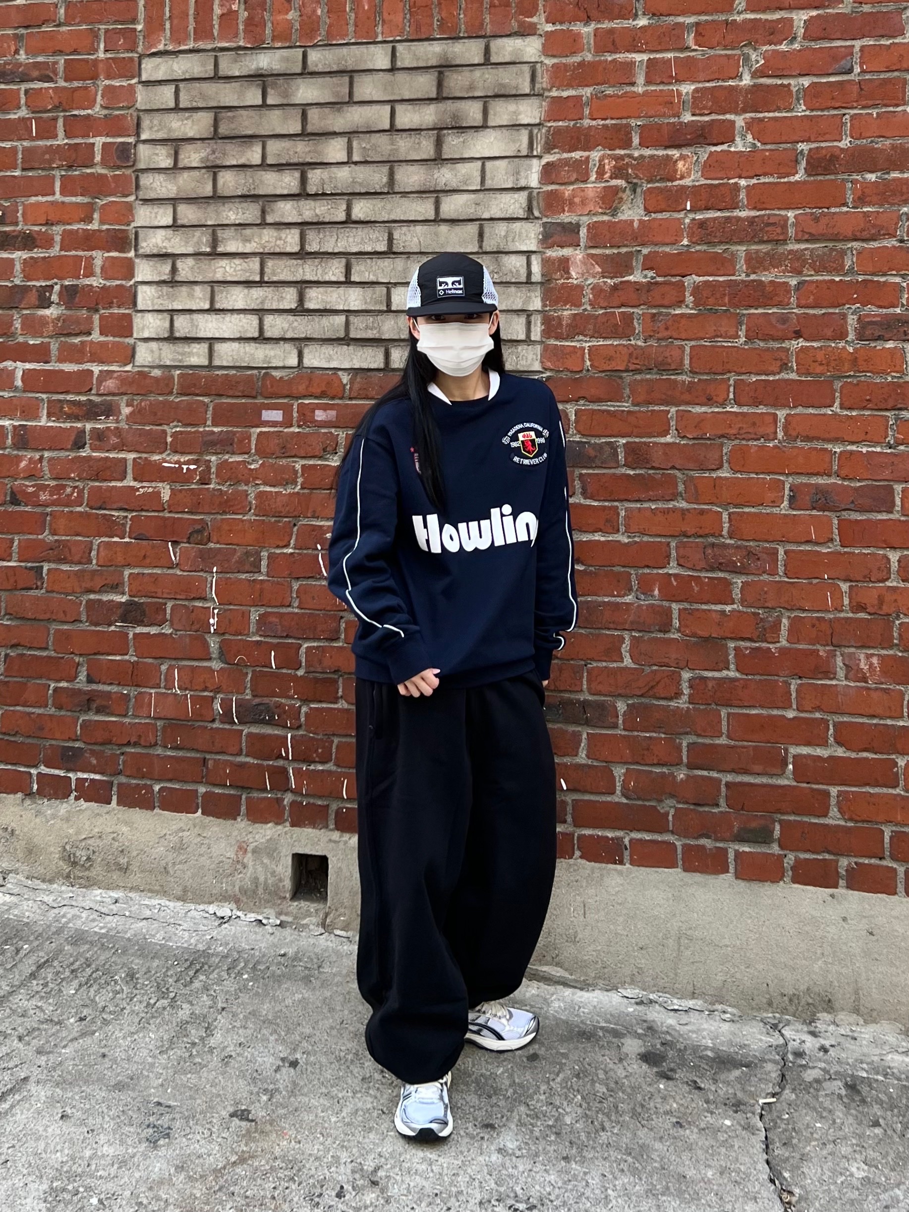 Helinox x Obey Camp Cap Black, Asics x JJJJound Gel-Kayano 14 Silver Black 착용 스타일 - 4