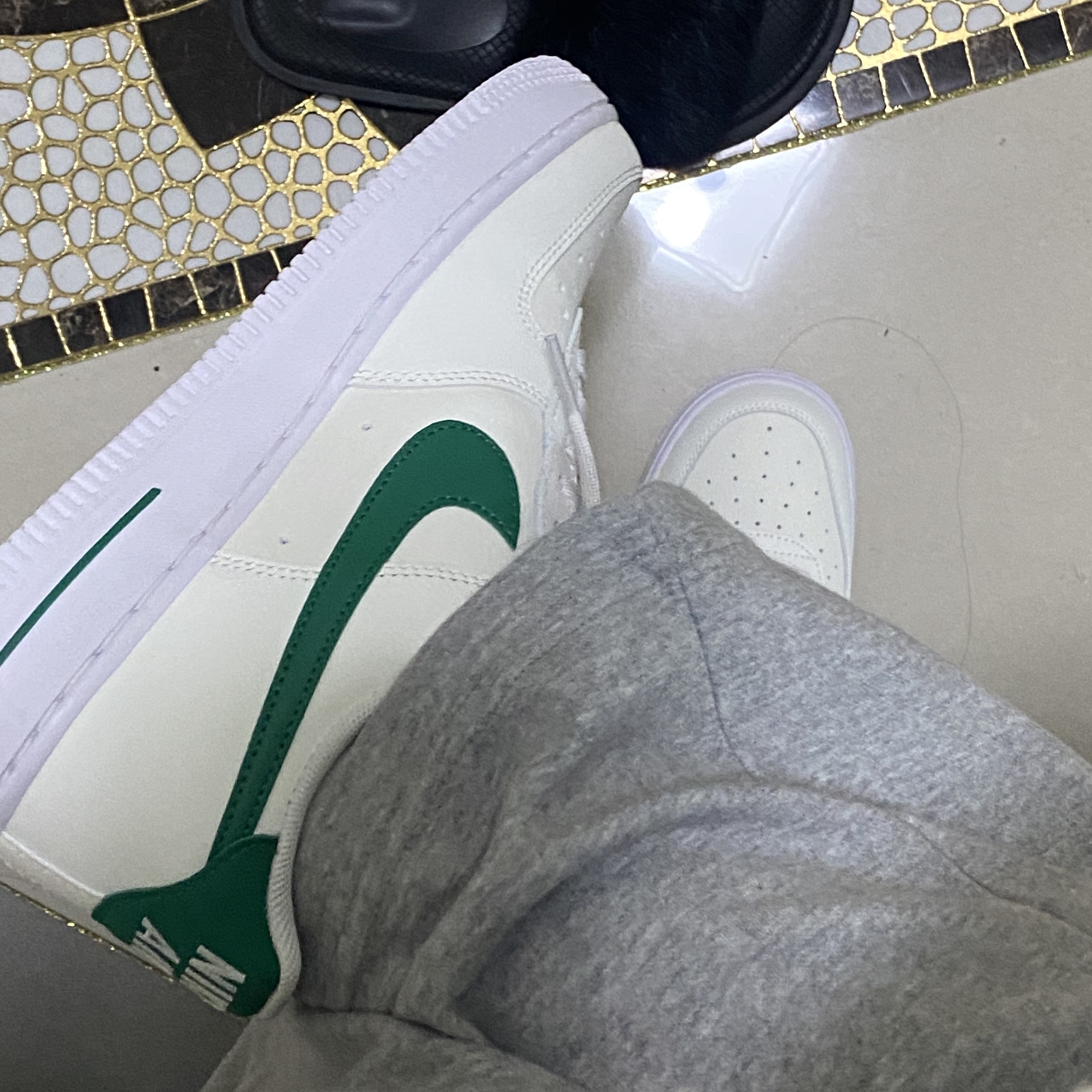 (W) Nike Air Force 1 '07 SE 40th Anniversary Join Forces Sail Malachite 착용 스타일