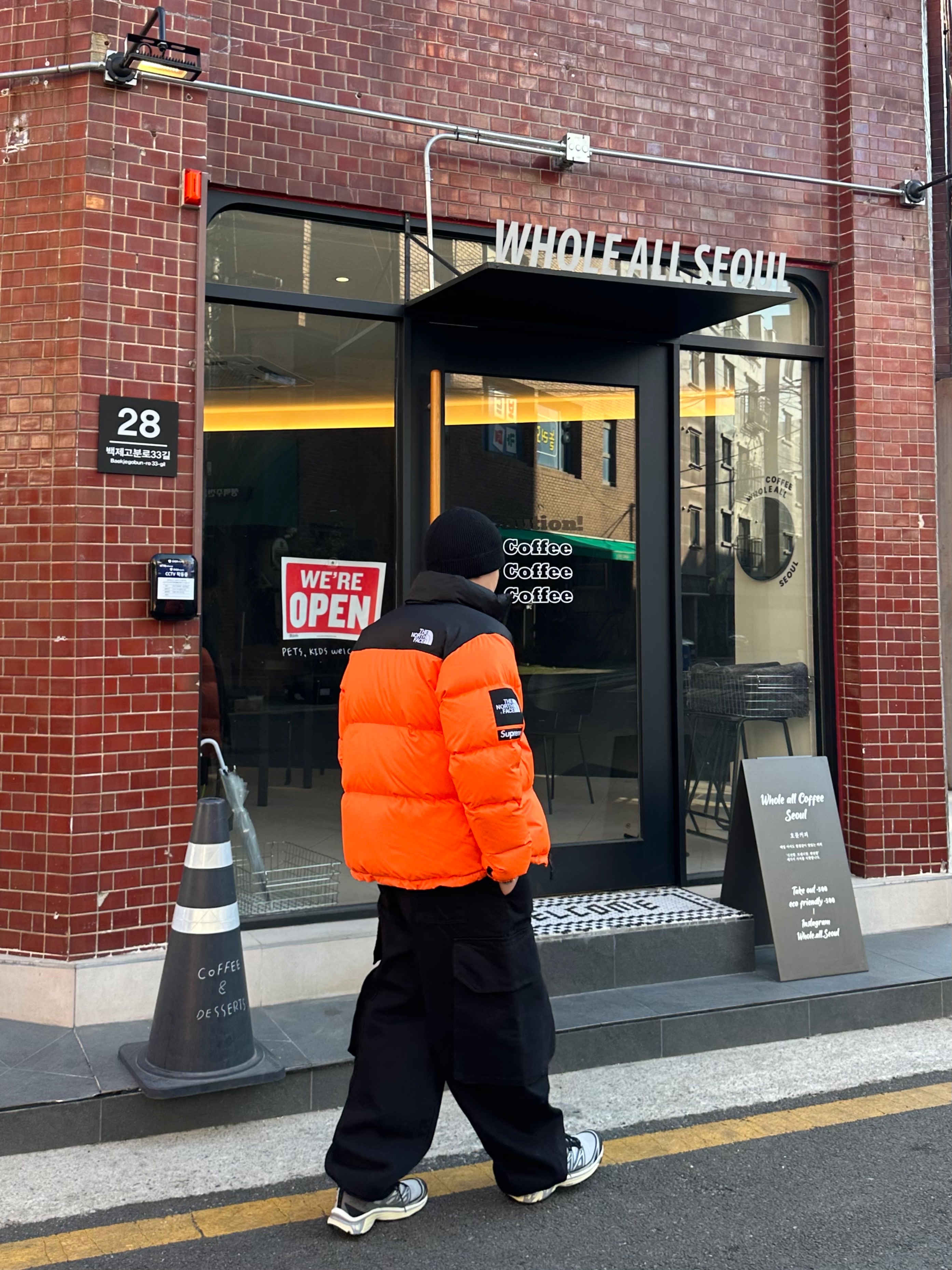 Salomon XT-6 Expanse Alloy Quiet Shade, Supreme x The North Face Nuptse Orange - 16FW 착용 스타일 - 1