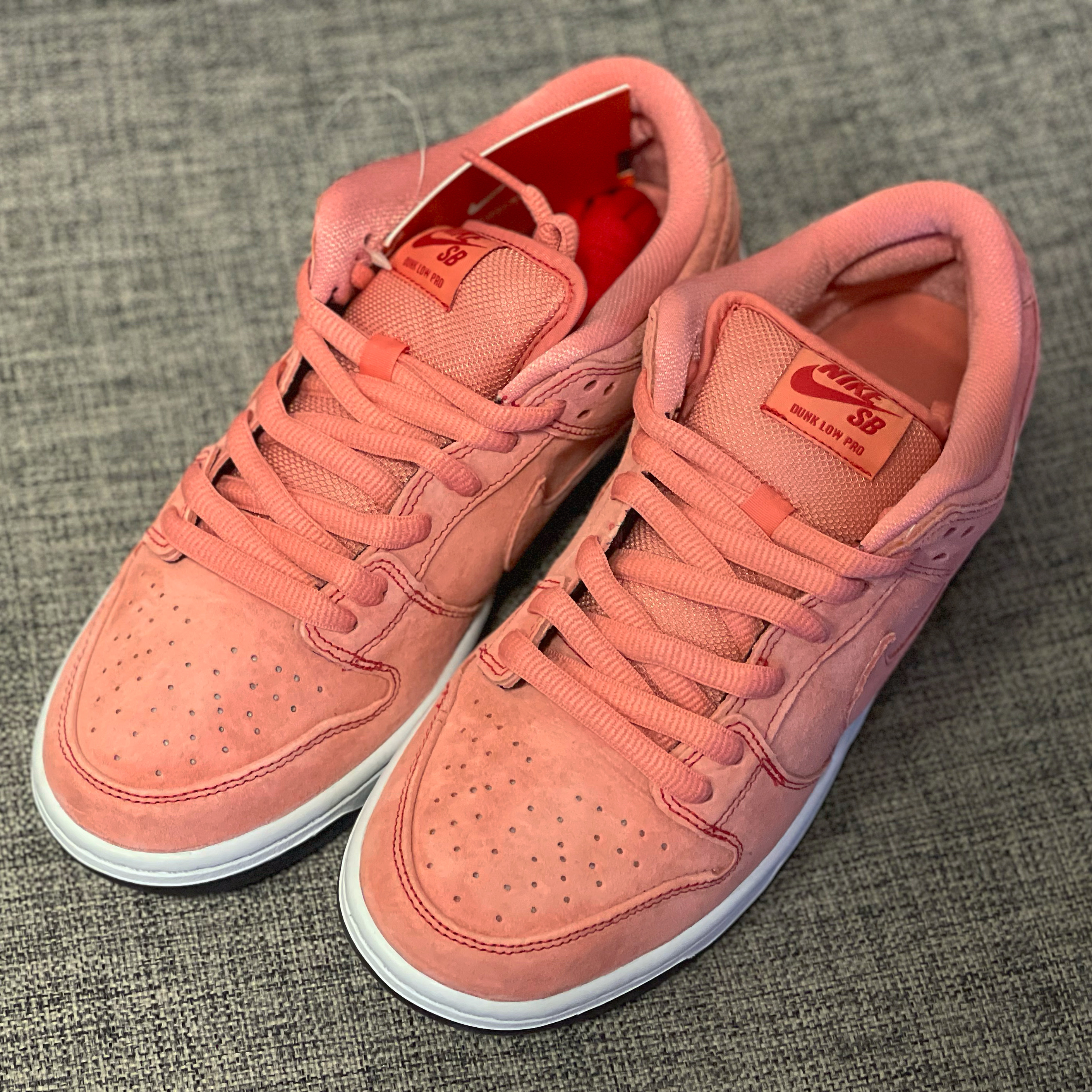 Nike SB Dunk Low Pro Pink Pig 착용 스타일