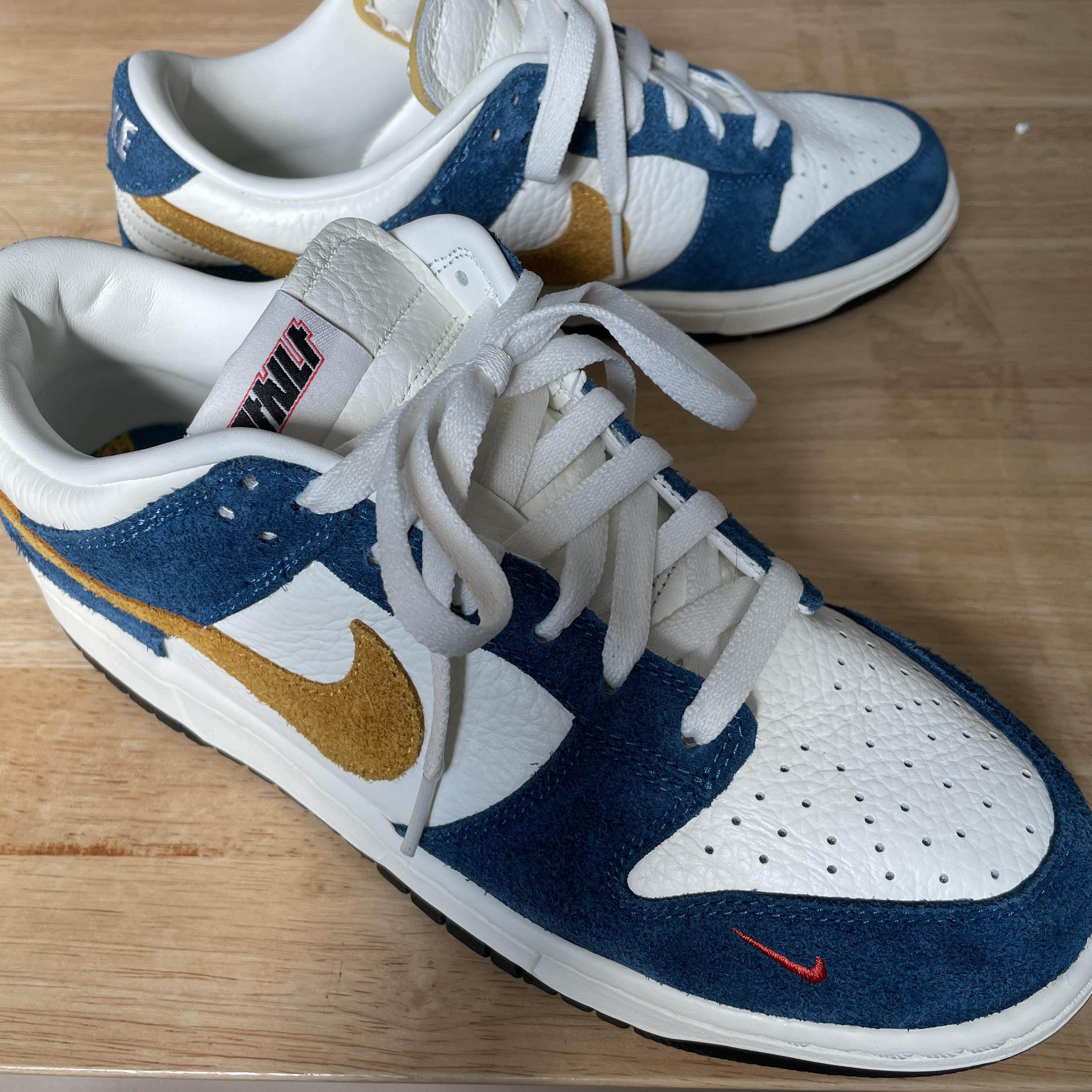 Nike x Kasina Dunk Low 80's Bus 착용 스타일 - 3