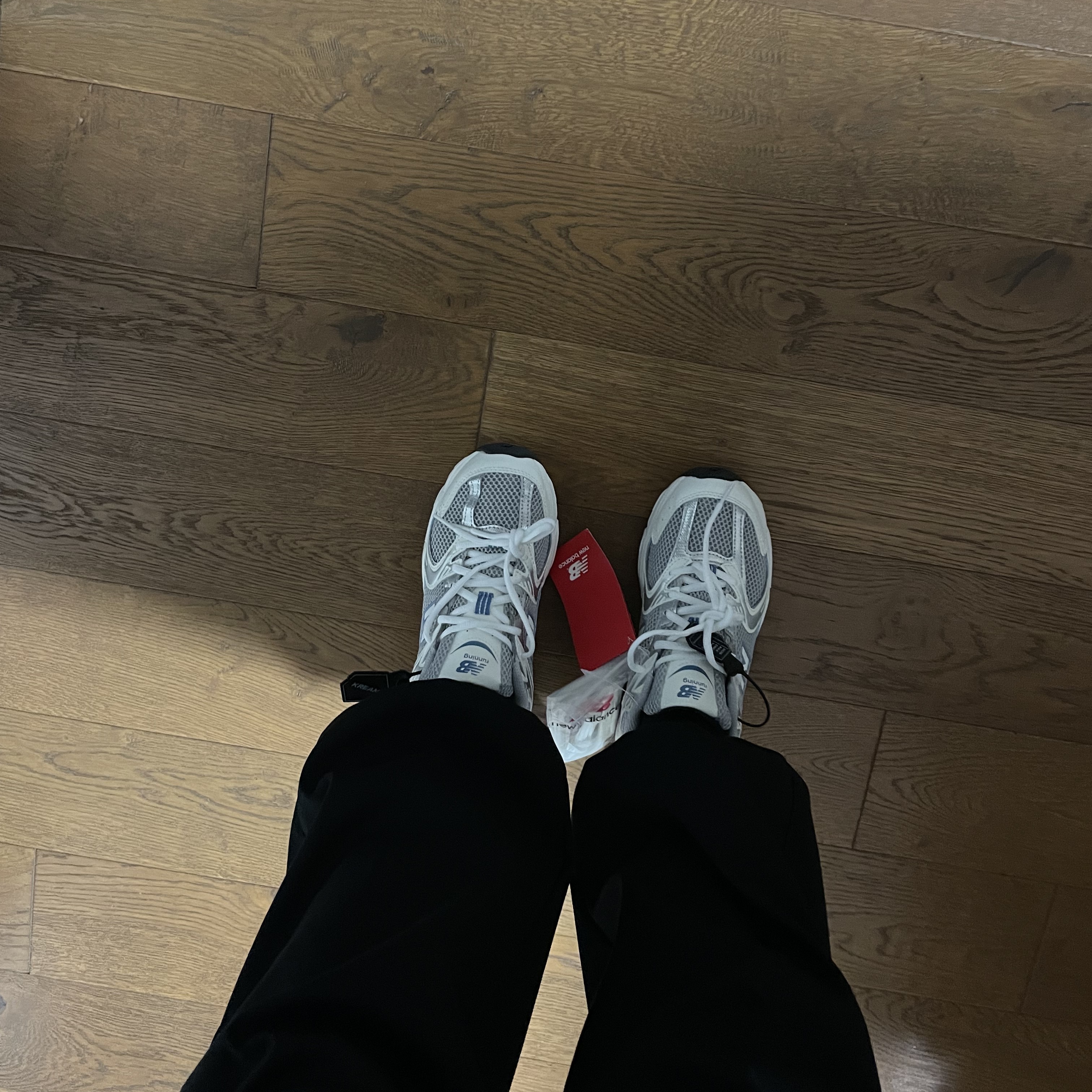 New Balance 530 Steel Blue 착용 스타일