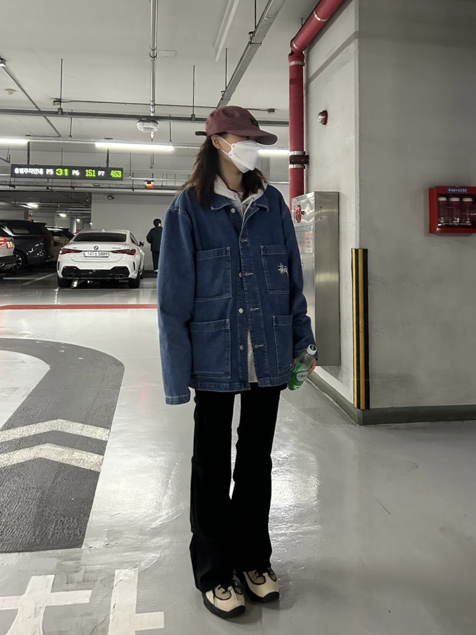 Nike x Stussy Air Penny II Rattan and Limestone, Stussy Denim Chore Jacket 착용 스타일