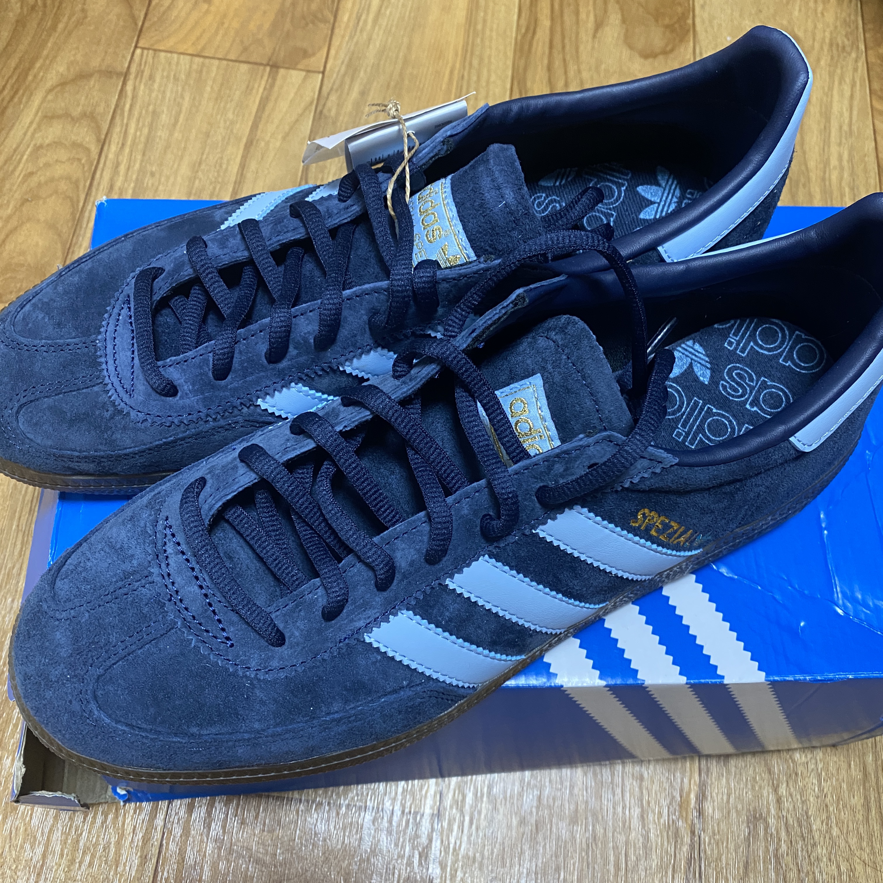 Adidas Spezial Handball Collegiate Navy 착용 스타일