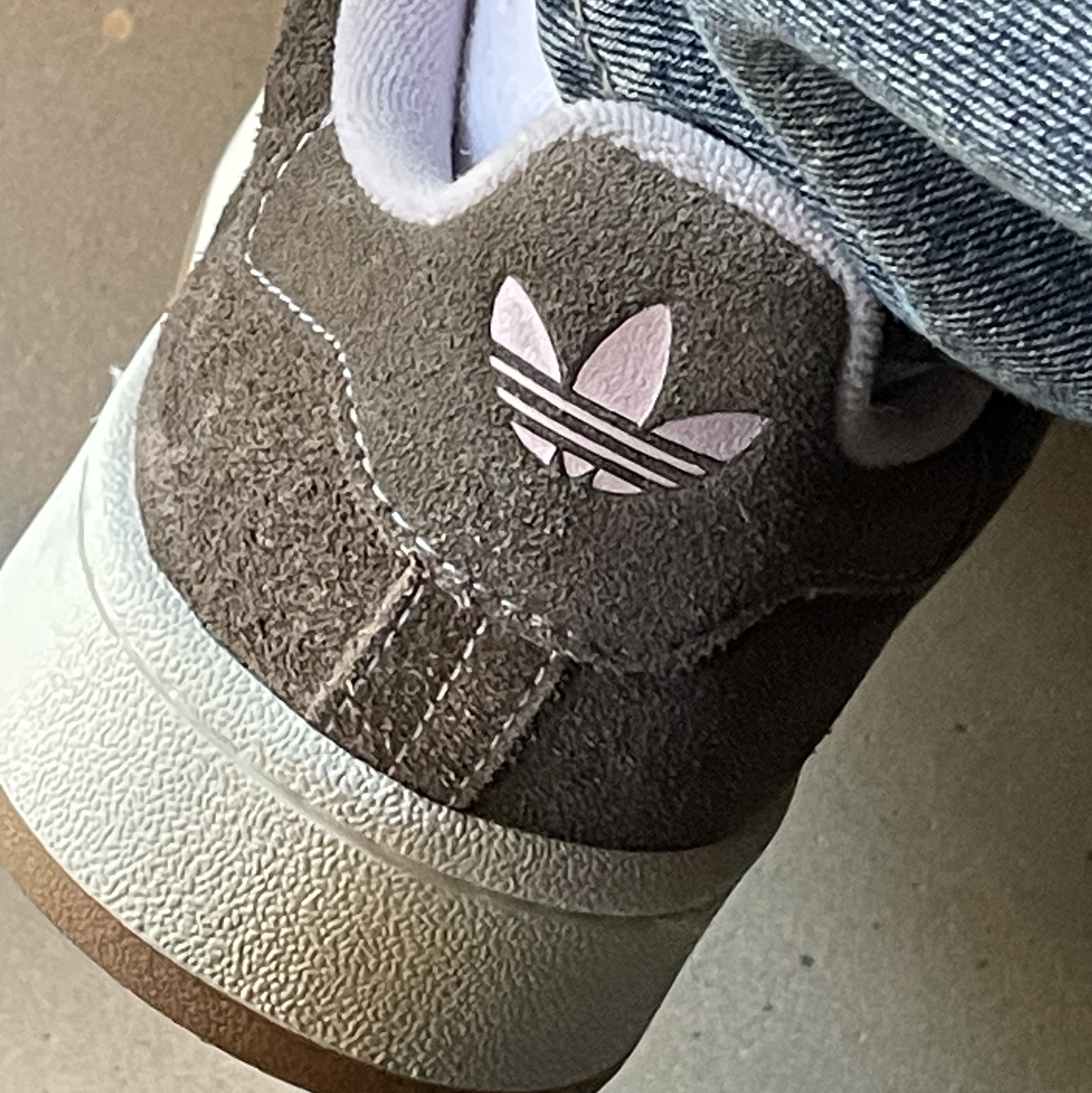 Adidas Campus 00s Dust Cargo Clear Pink 착용 스타일 - 1