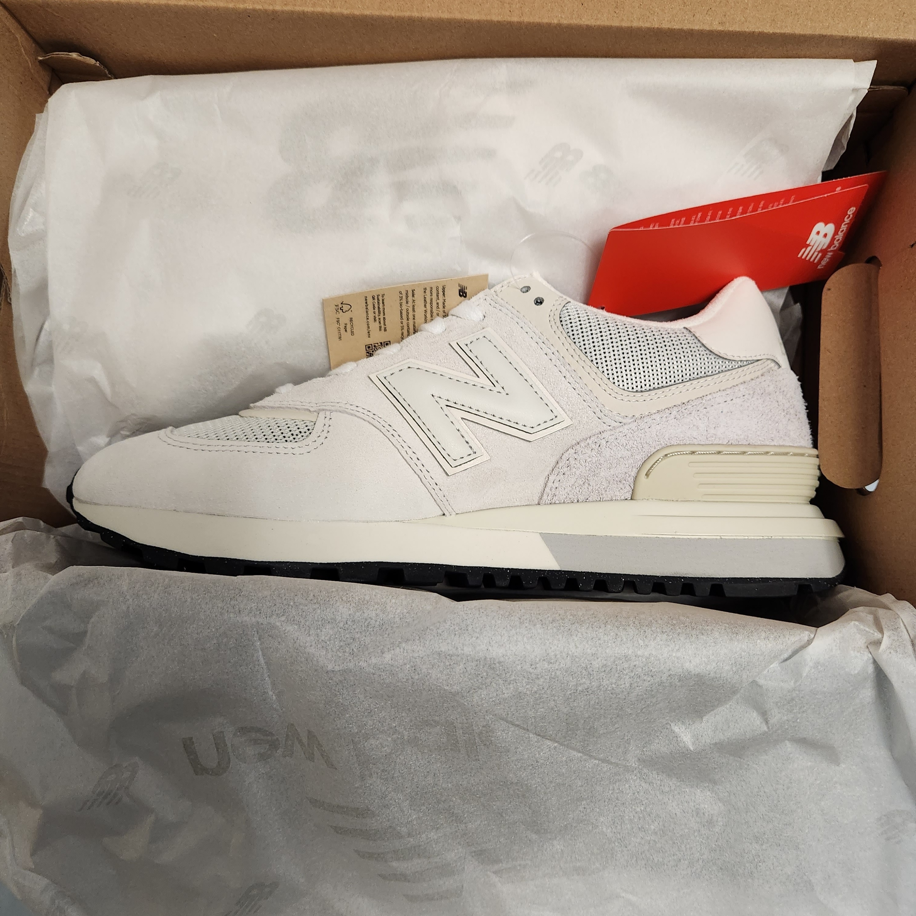 New Balance 574 Legacy Grey White 착용 스타일 - 2