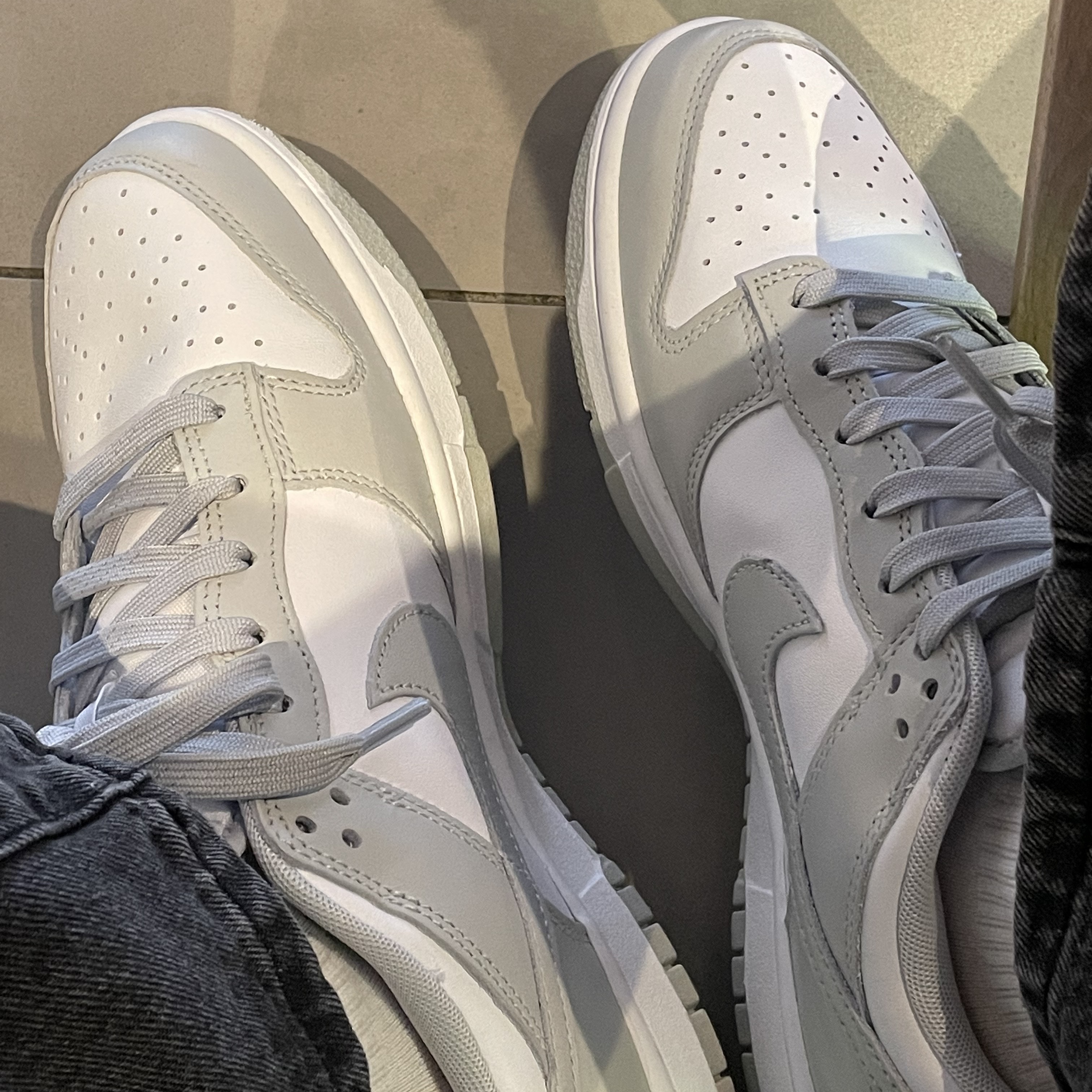 Nike Dunk Low Retro Grey Fog 착용 스타일