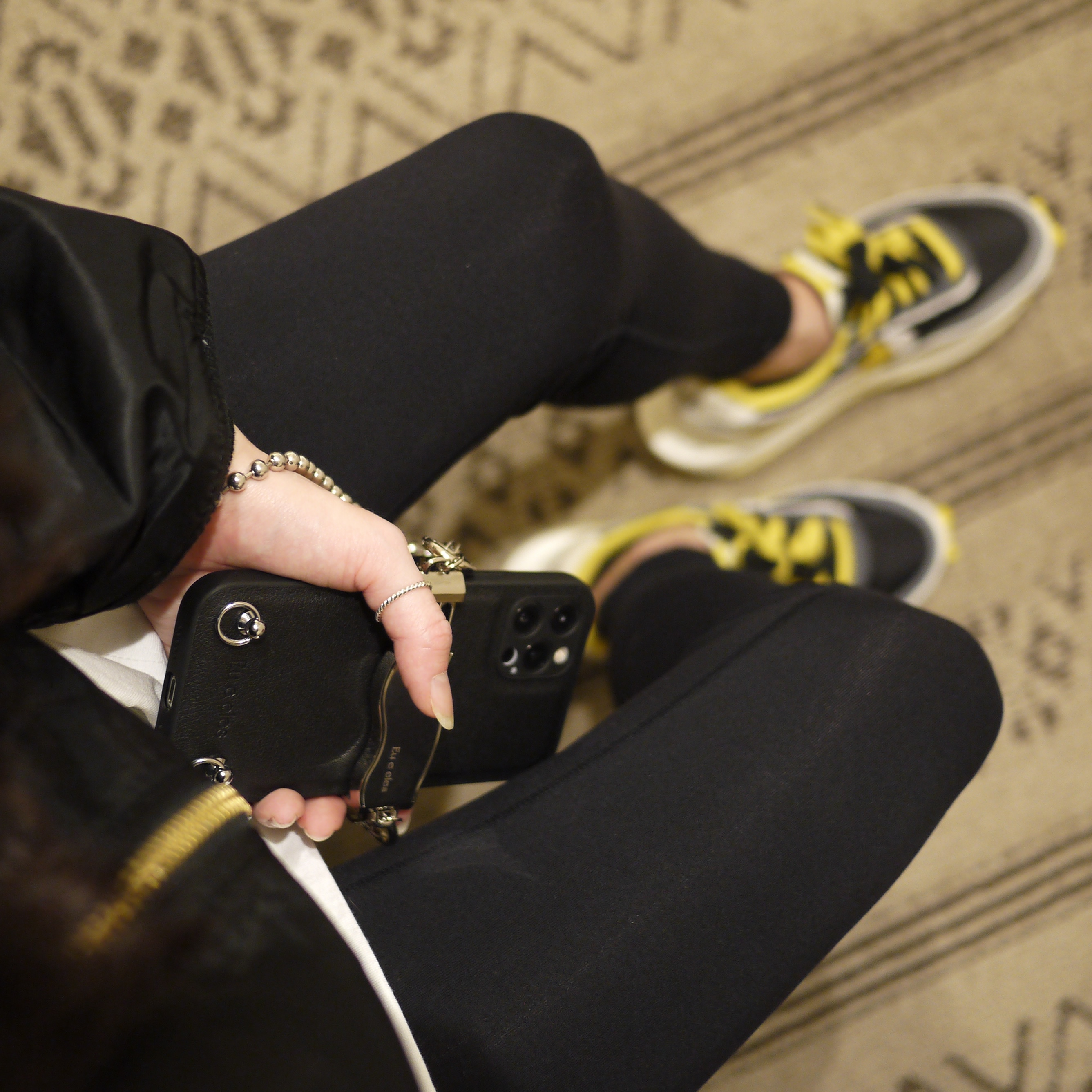 Nike x Sacai x Undercover LDWaffle Black Bright Citron 착용 스타일