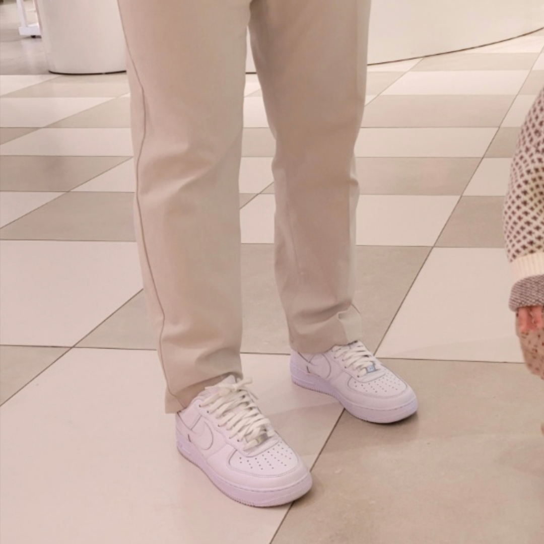 Nike Air Force 1 '07 Low White 착용 스타일 - 2