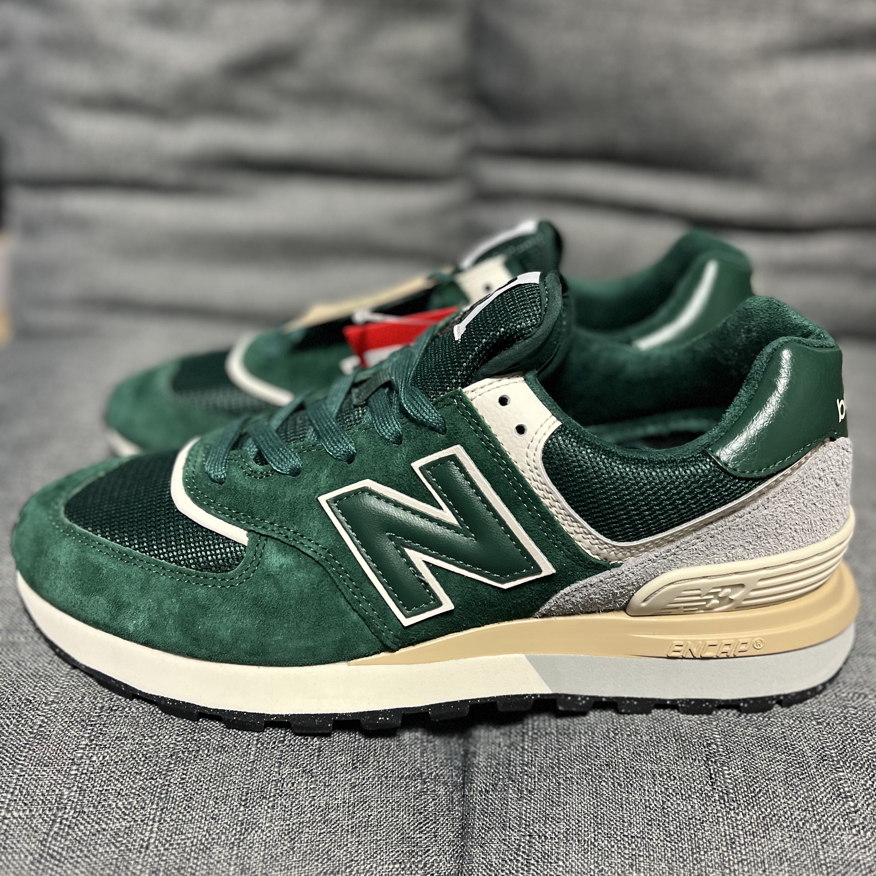 New Balance 574 Legacy Green 착용 스타일 - 1