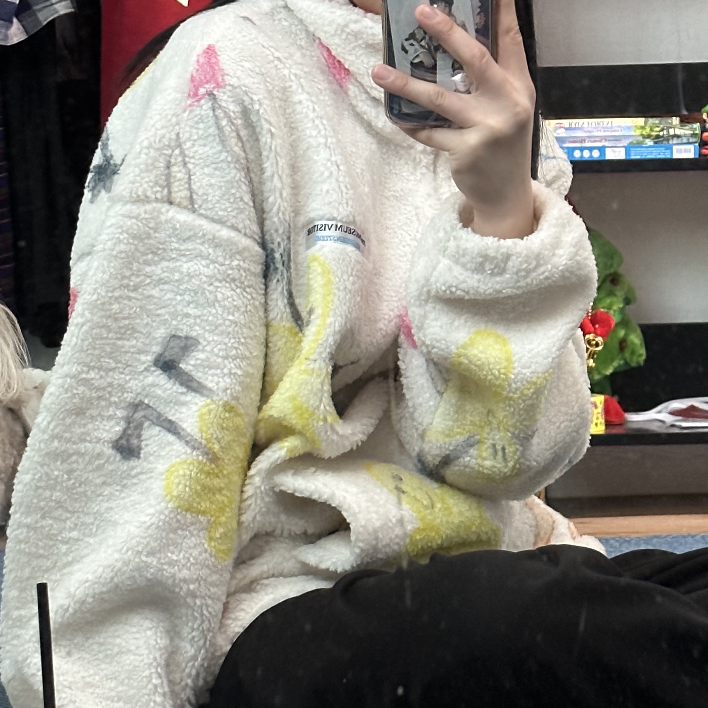 The Museum Visitor Children Printed Fleece Ivory - 22FW 착용 스타일