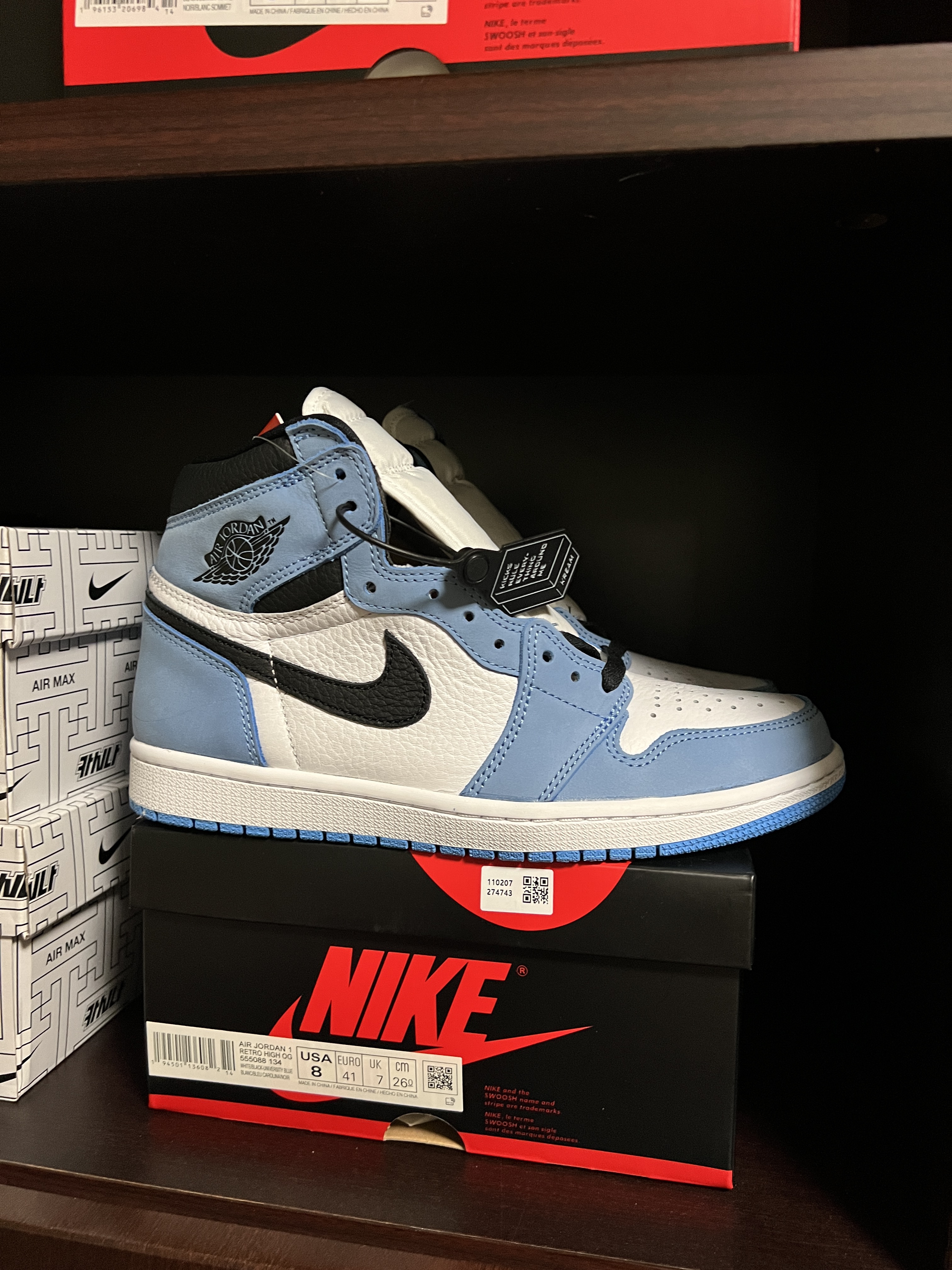 Jordan 1 Retro High OG University Blue 착용 스타일