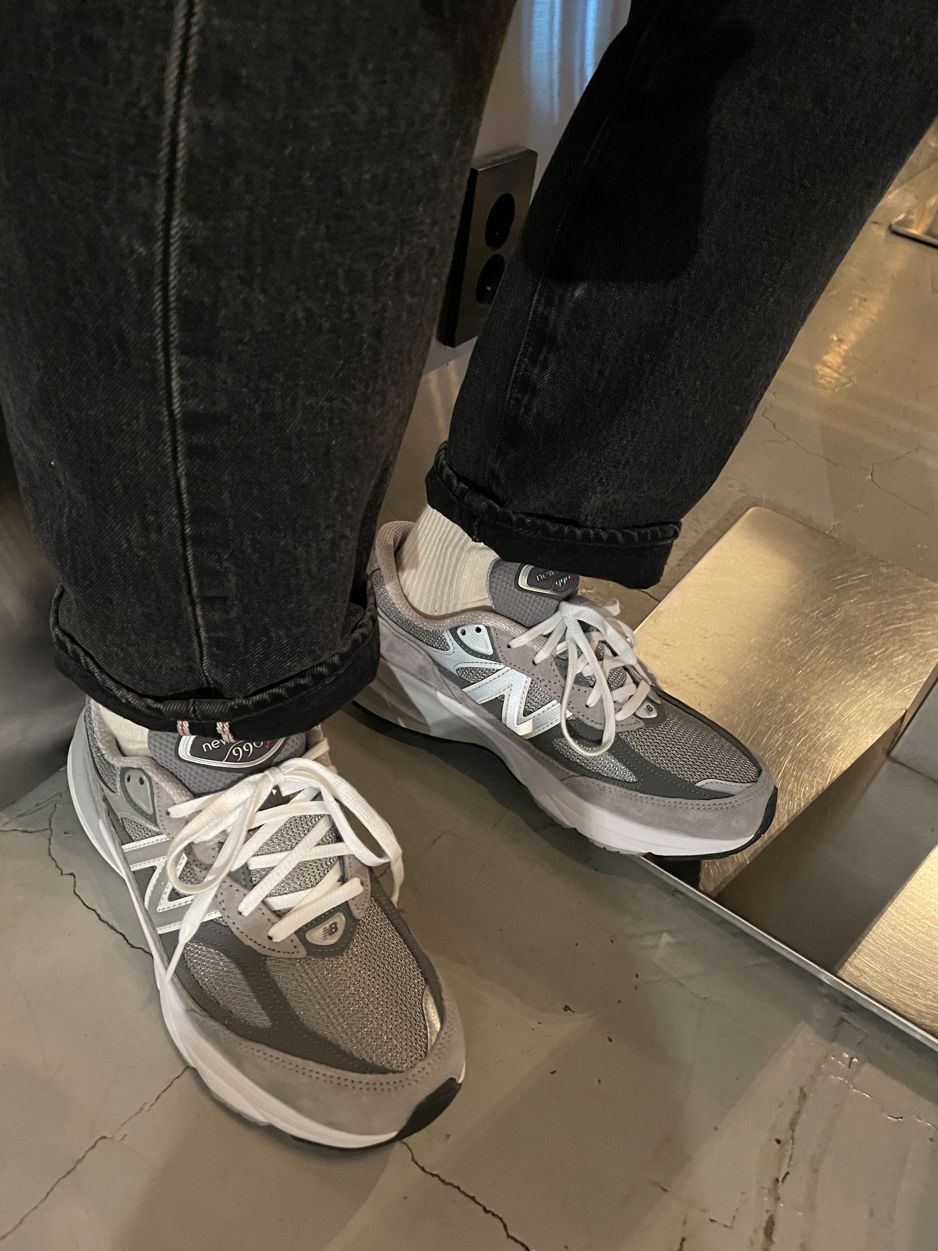 New Balance 990v6 Made in USA Grey - D Standard, New Balance 992 Made in USA Grey - D Standard 착용 스타일 - 2