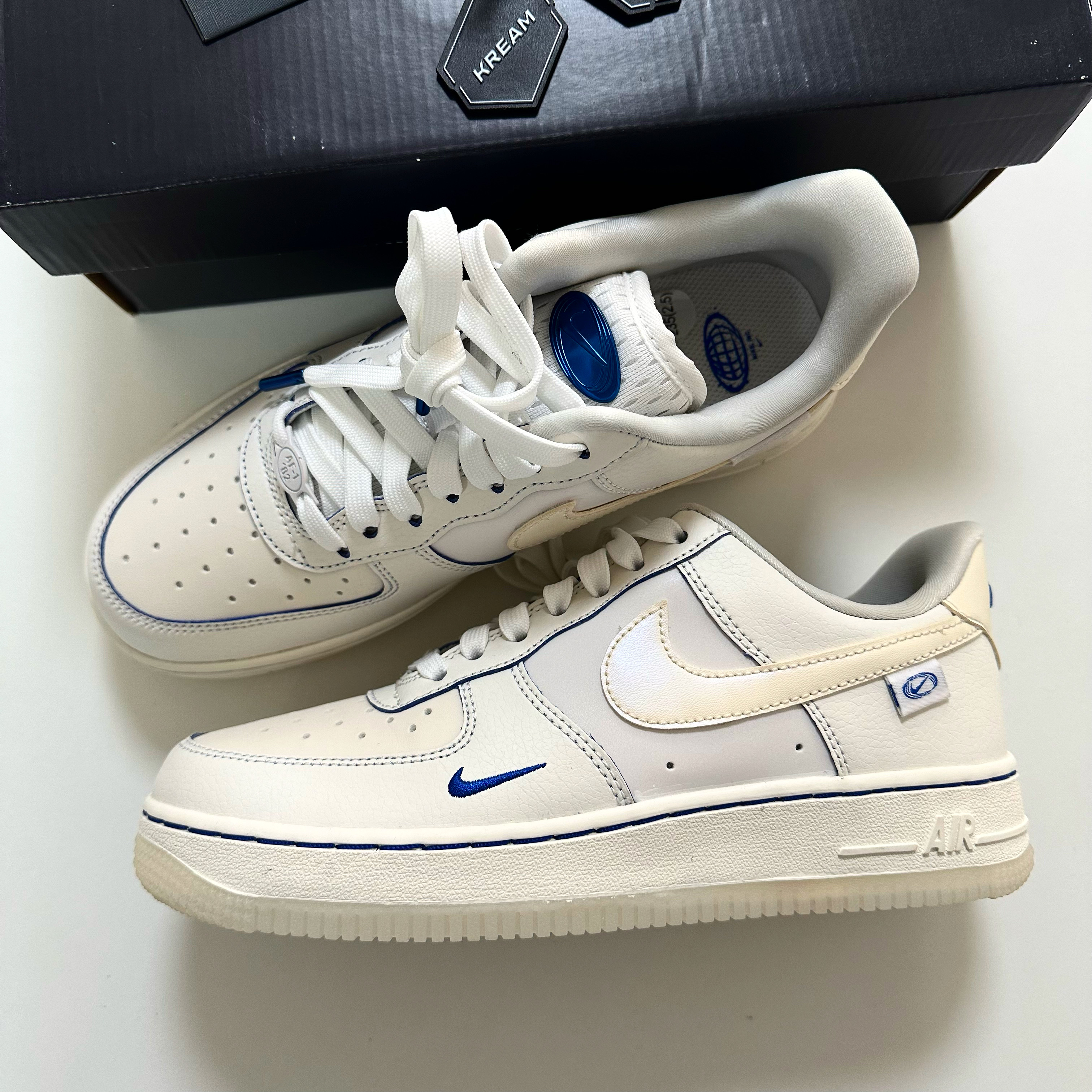 (W) Nike Air Force 1 '07 LX Game Royal Sail 착용 스타일