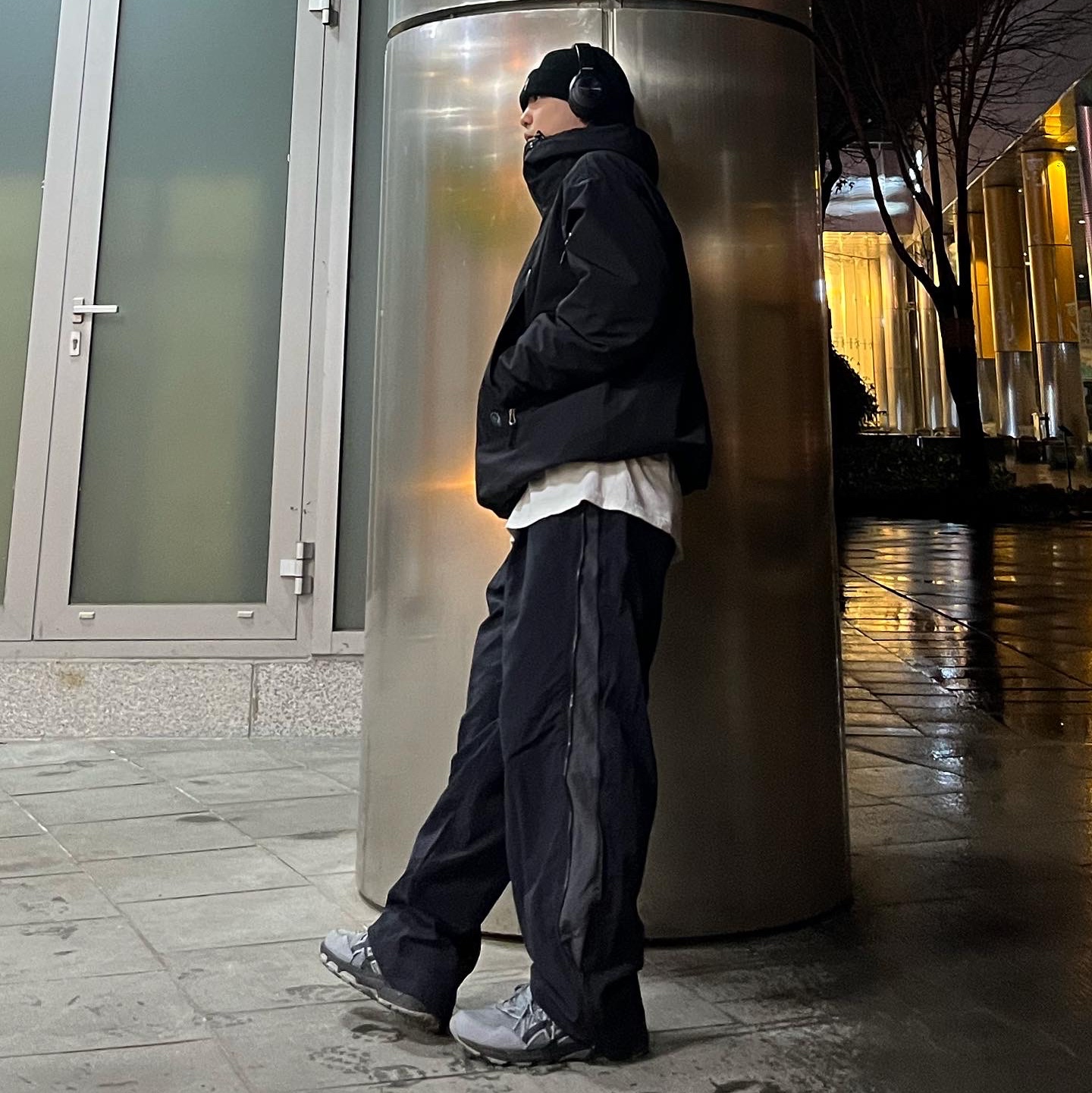 Asics Gel-Venture 8 Sheet Rock Carrier Grey, Stussy Stock Cuff Beanie Black 착용 스타일 - 2