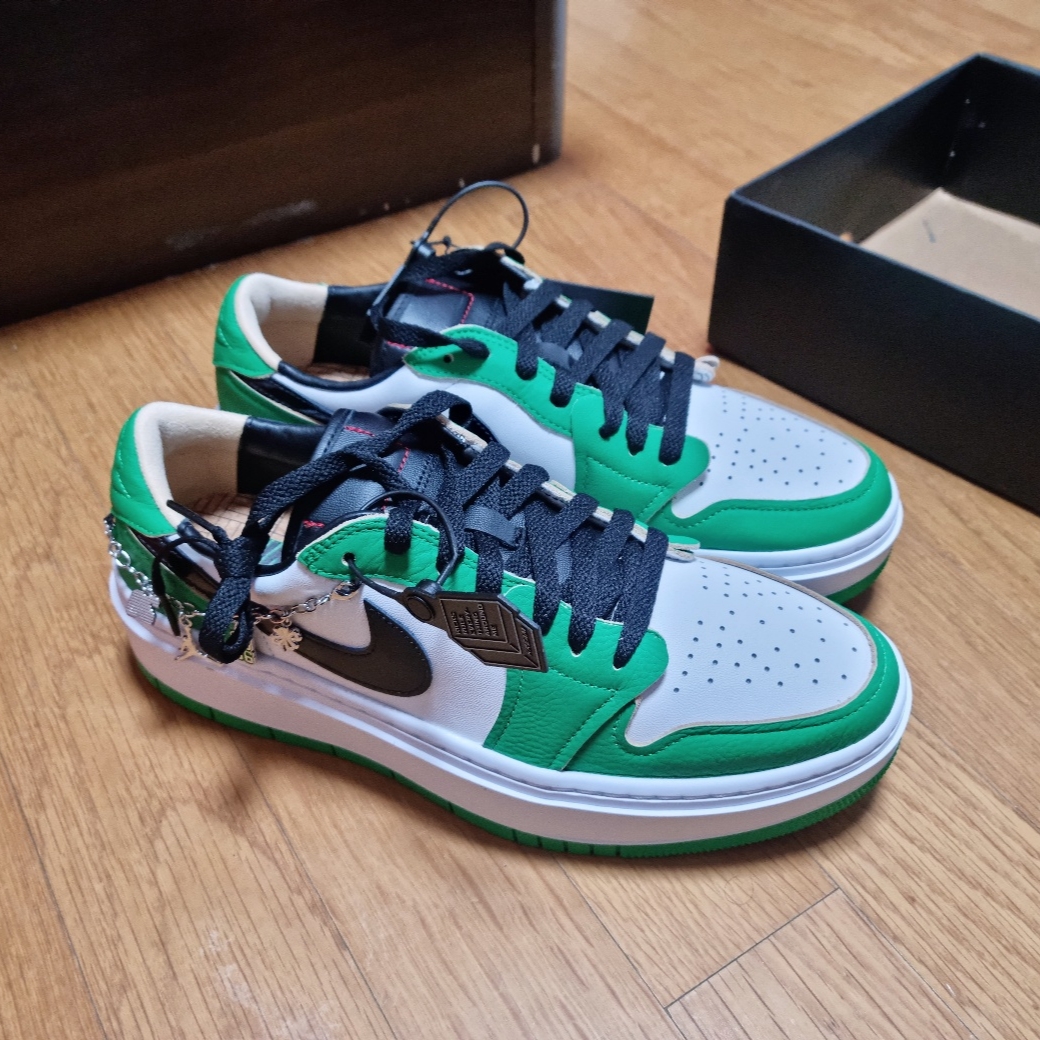 (W) Jordan 1 Elevate Low SE Lucky Green 착용 스타일