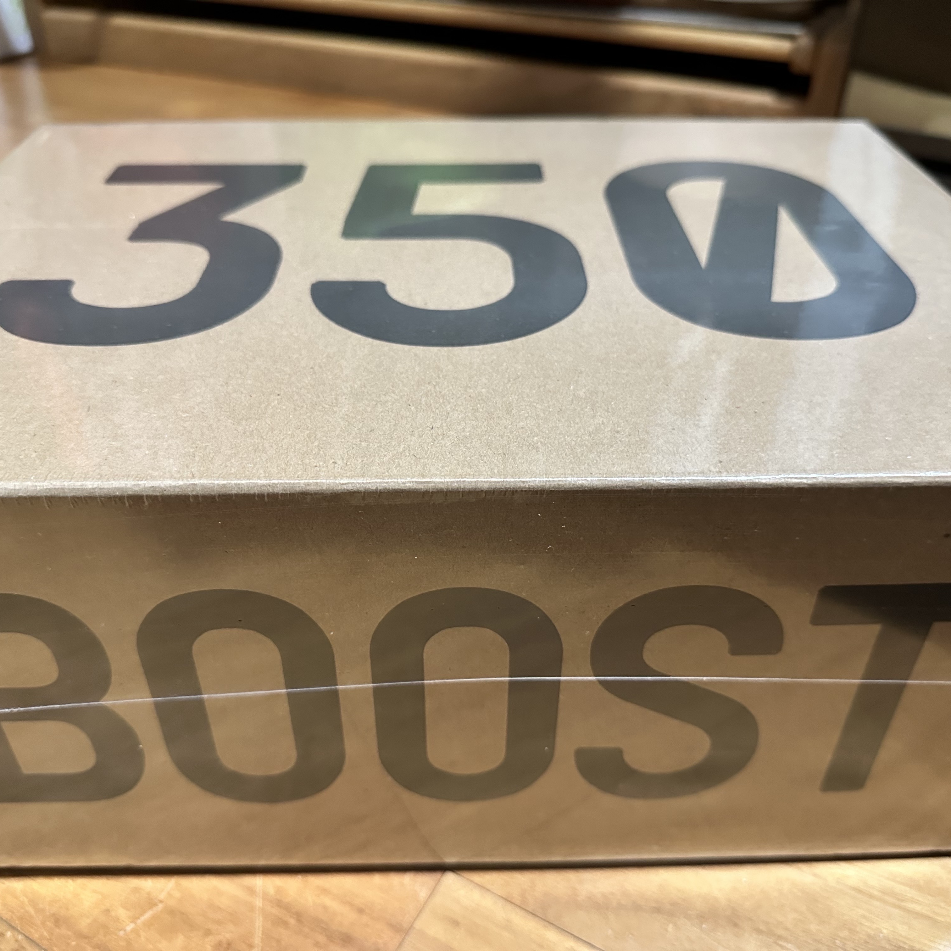 Adidas Yeezy Boost 350 V2 Onyx 착용 스타일 - 1
