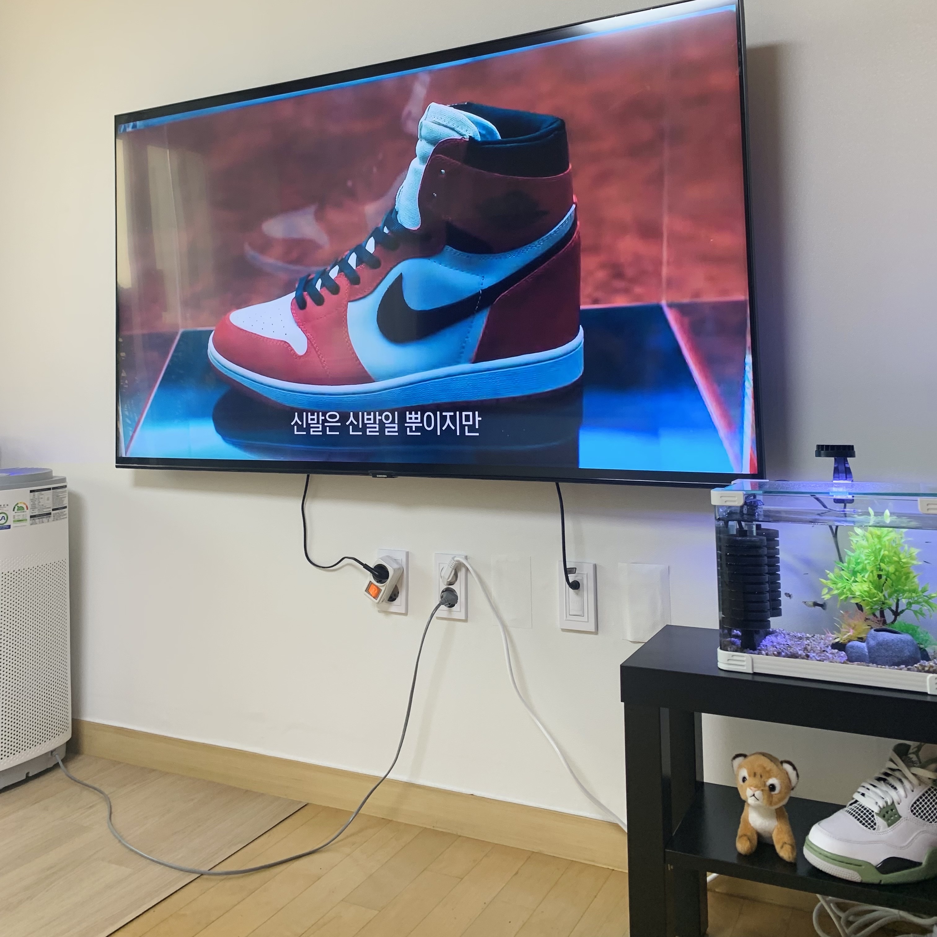 (W) Jordan 4 Retro Oil Green, Jordan 1 Retro High OG Chicago 2022 착용 스타일 - 2
