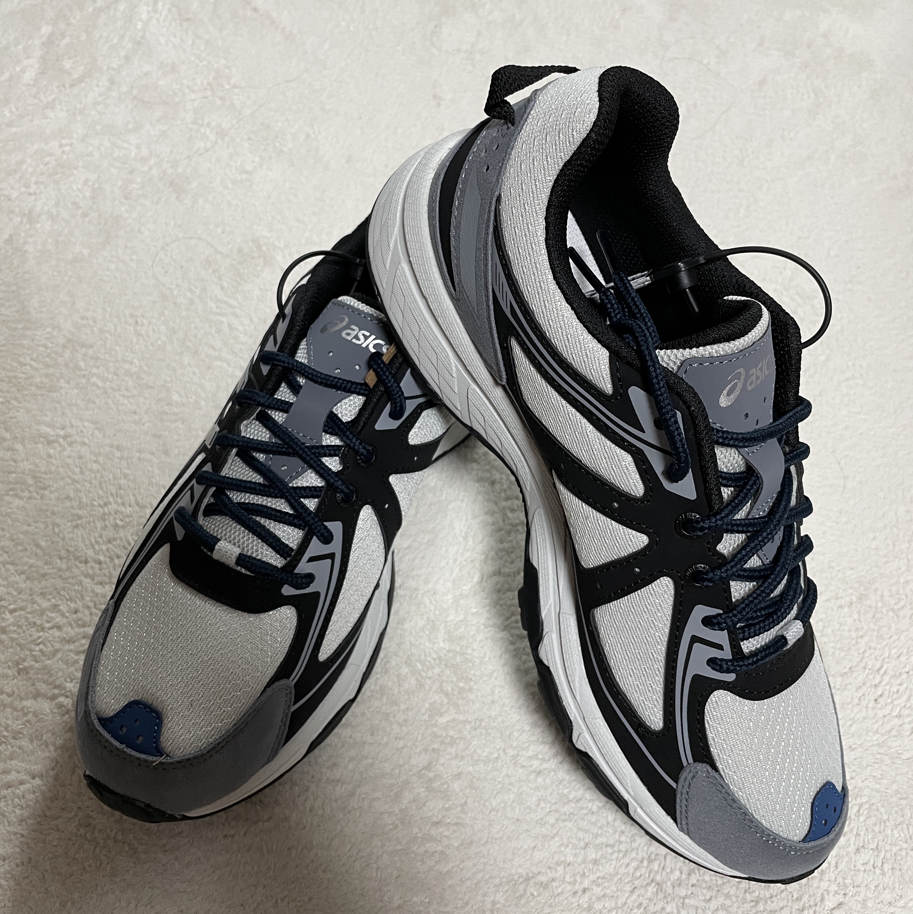 Asics Gel-Venture 6 SPS Glacier Grey 착용 스타일 - 1