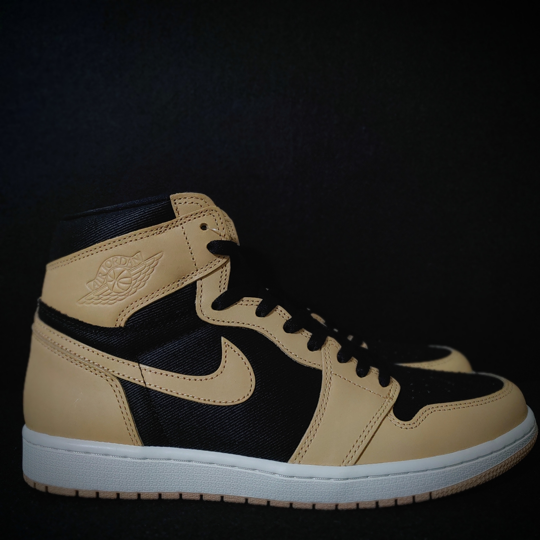 Jordan 1 Retro High OG Vachetta Tan 착용 스타일 - 4
