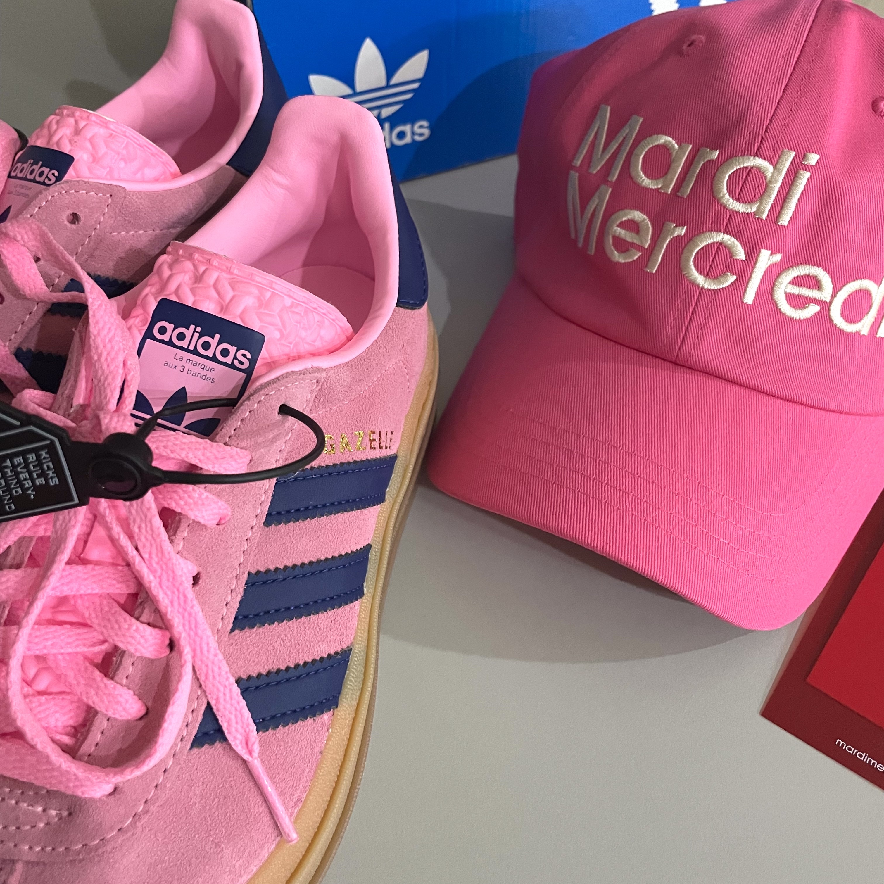 (W) Adidas Gazelle Bold Pink Glow Victory Blue 착용 스타일