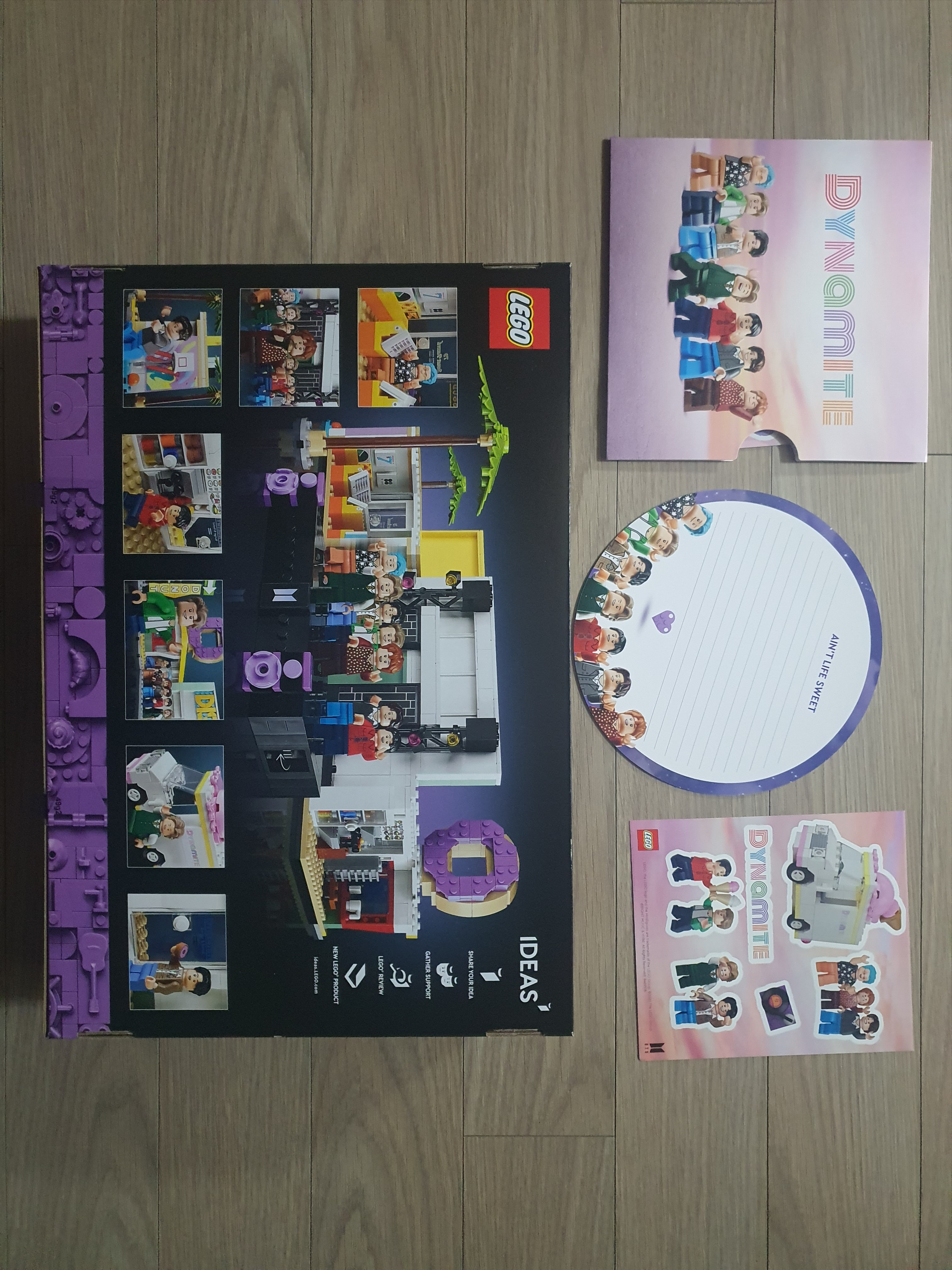 Lego BTS Dynamite 착용 스타일 - 2